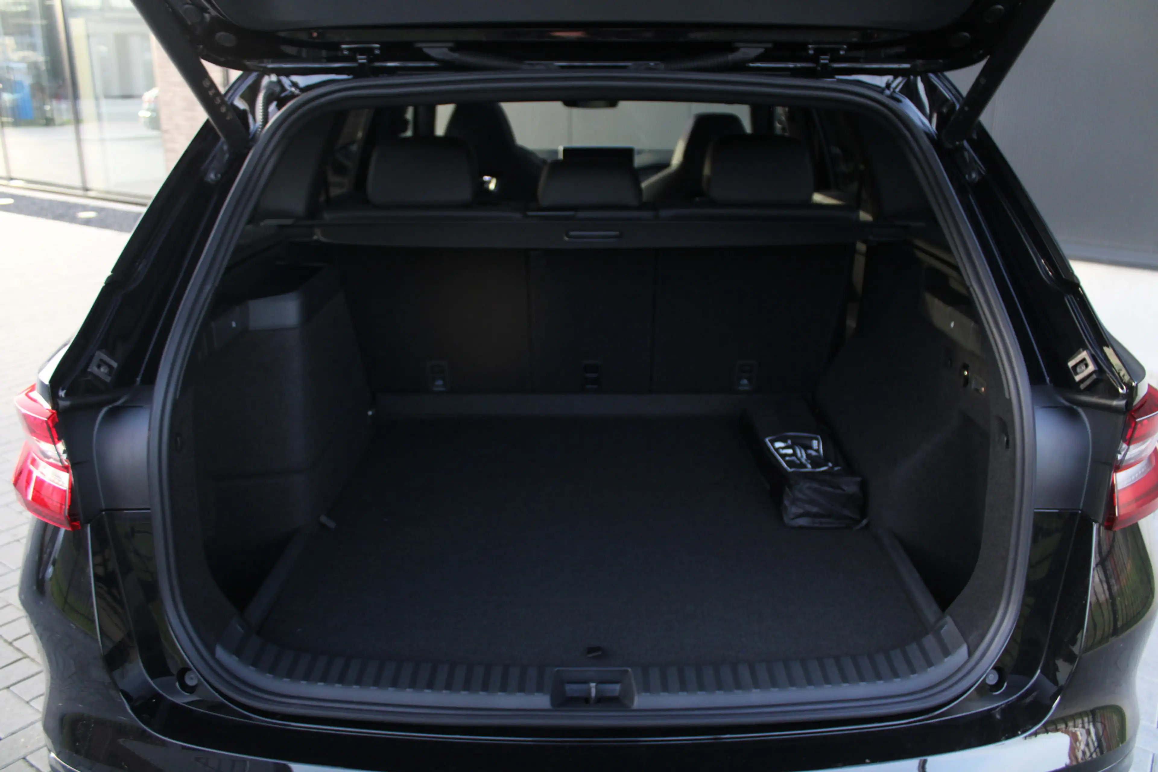 Skoda Kodiaq 1.5 TSI PHEV Sportline Business - Pano - Trekhaak — photo 40