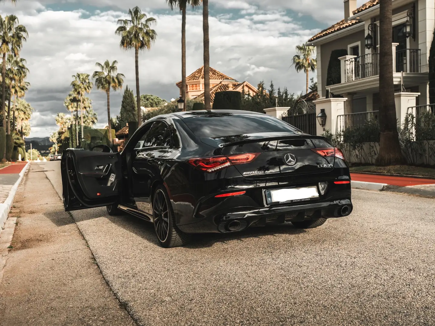 Mercedes-Benz CLA 35 AMG CLA Shooting Brake 35 AMG 4Matic+ 7G-DCT AMG - 1