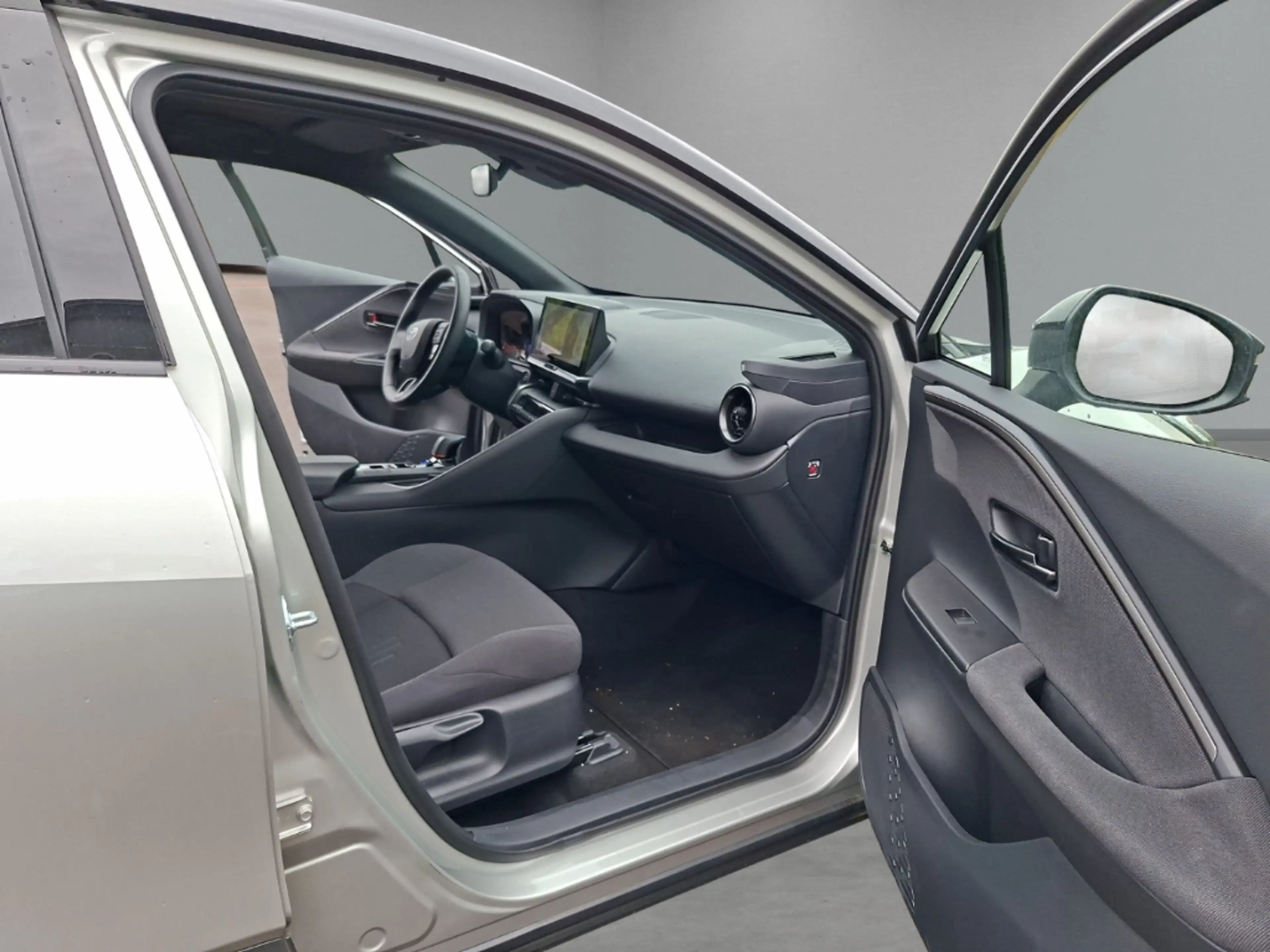 Toyota C-HR Plug-in-Hybrid 2.0 Teamplayer Navi Digitales Cockp — photo 12