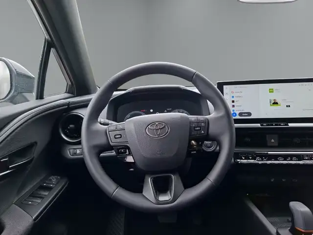 Toyota C-HR view 14