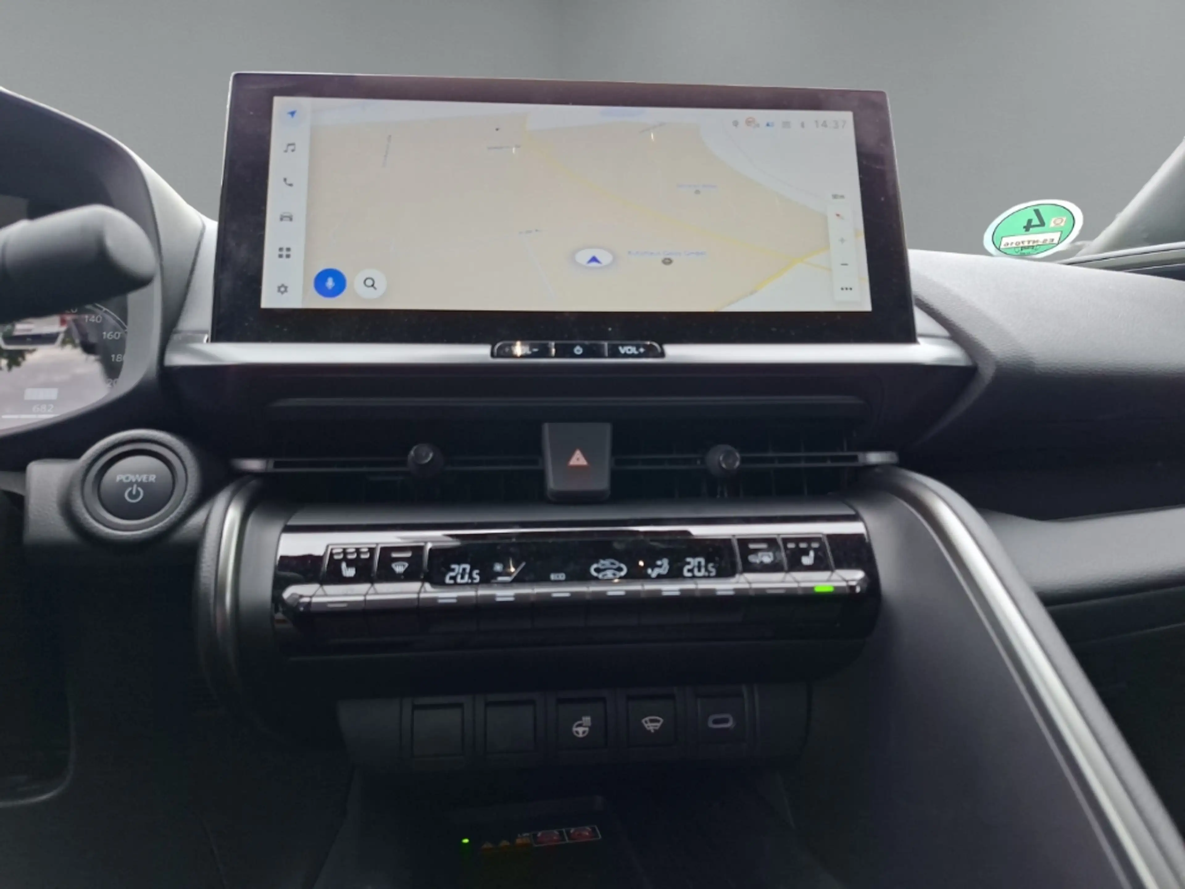 Toyota C-HR Plug-in-Hybrid 2.0 Teamplayer Navi Digitales Cockp — photo 15