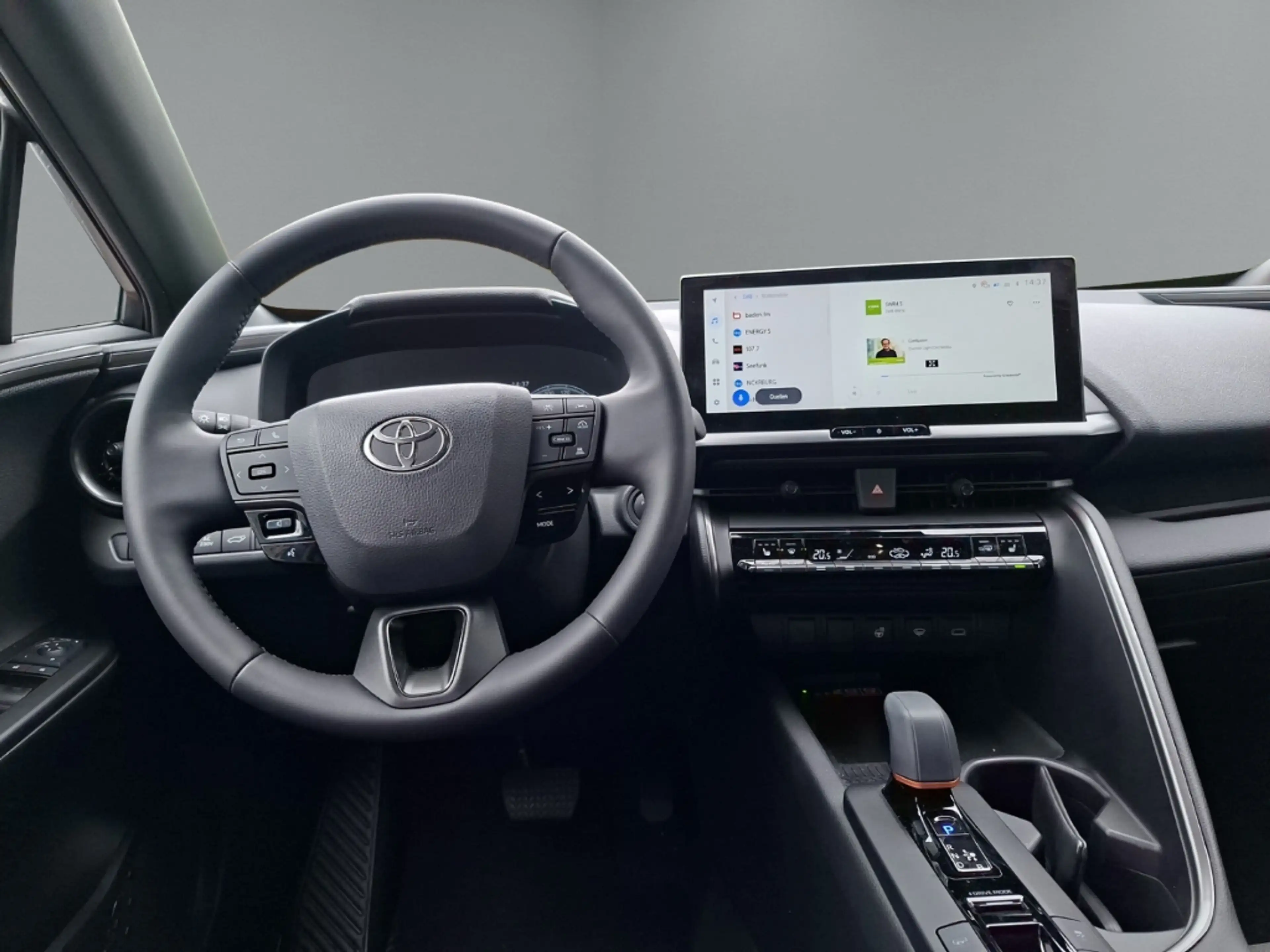 Toyota C-HR Plug-in-Hybrid 2.0 Teamplayer Navi Digitales Cockp — photo 13