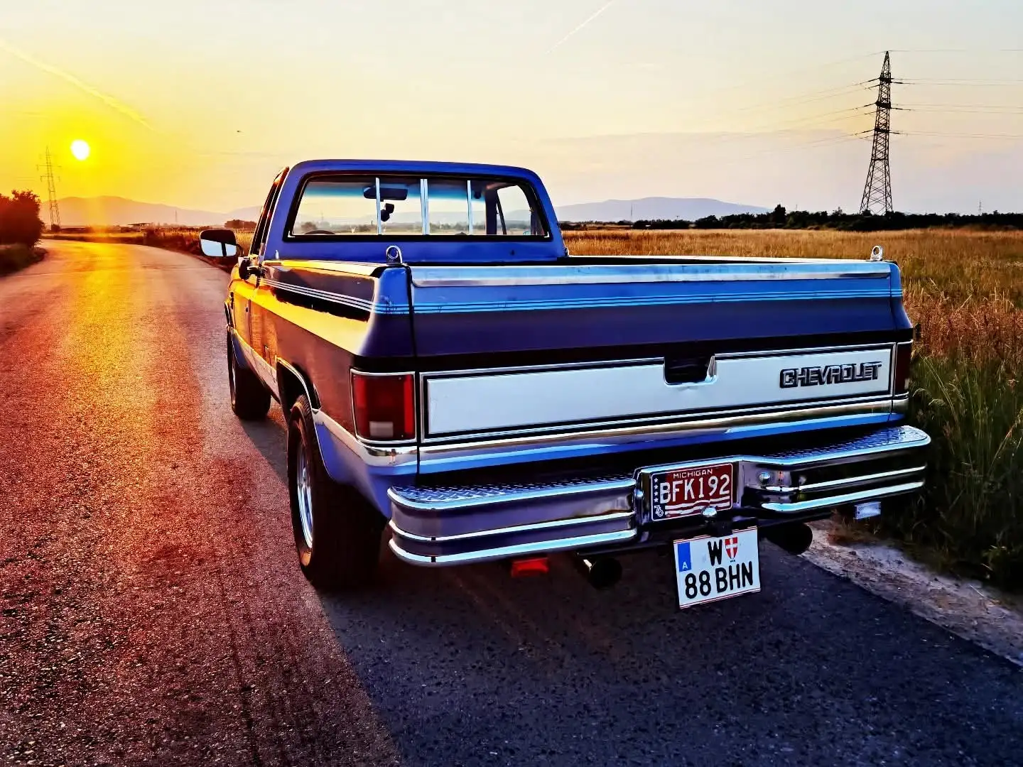 Chevrolet Silverado C20 Longbed Squarebody Blau - 2