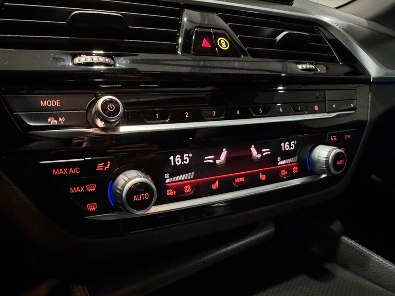 BMW 540 /Touring//i/xDrive/M-Sport/PANO/RFK/M SITZE!! — photo 15