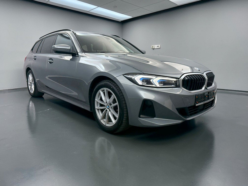 BMW 318 d T Shadow ADAPTIV-LED*HIFI*WIDE*PANO*ACC — photo 3