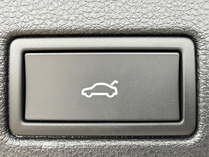 Volkswagen Touran Comfort Plus Edition-150 PS-TSI-DSG-7 Sitzer-AH... — photo 13