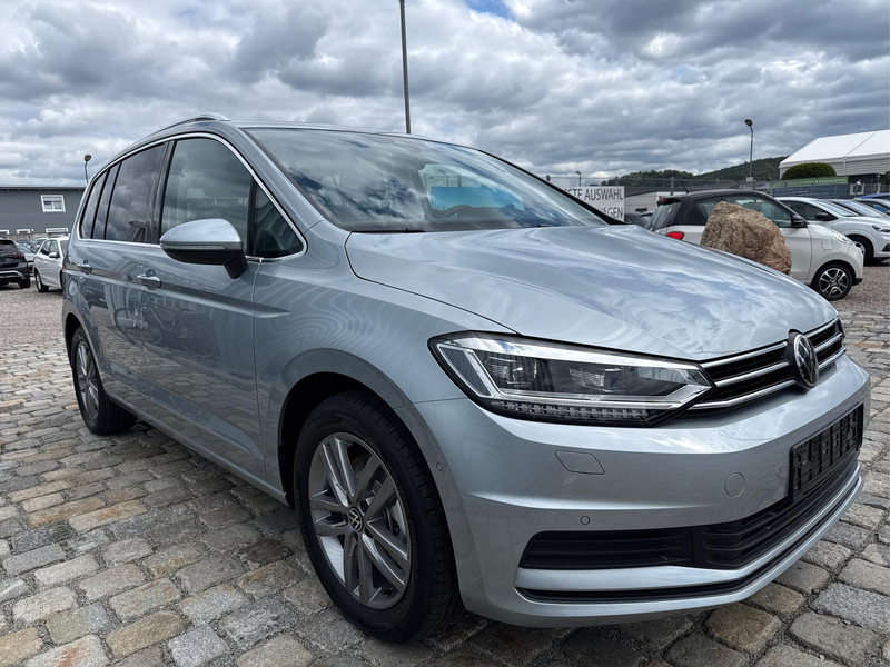 Volkswagen Touran Comfort Plus Edition-150 PS-TSI-DSG-7 Sitzer-AH... — photo 3