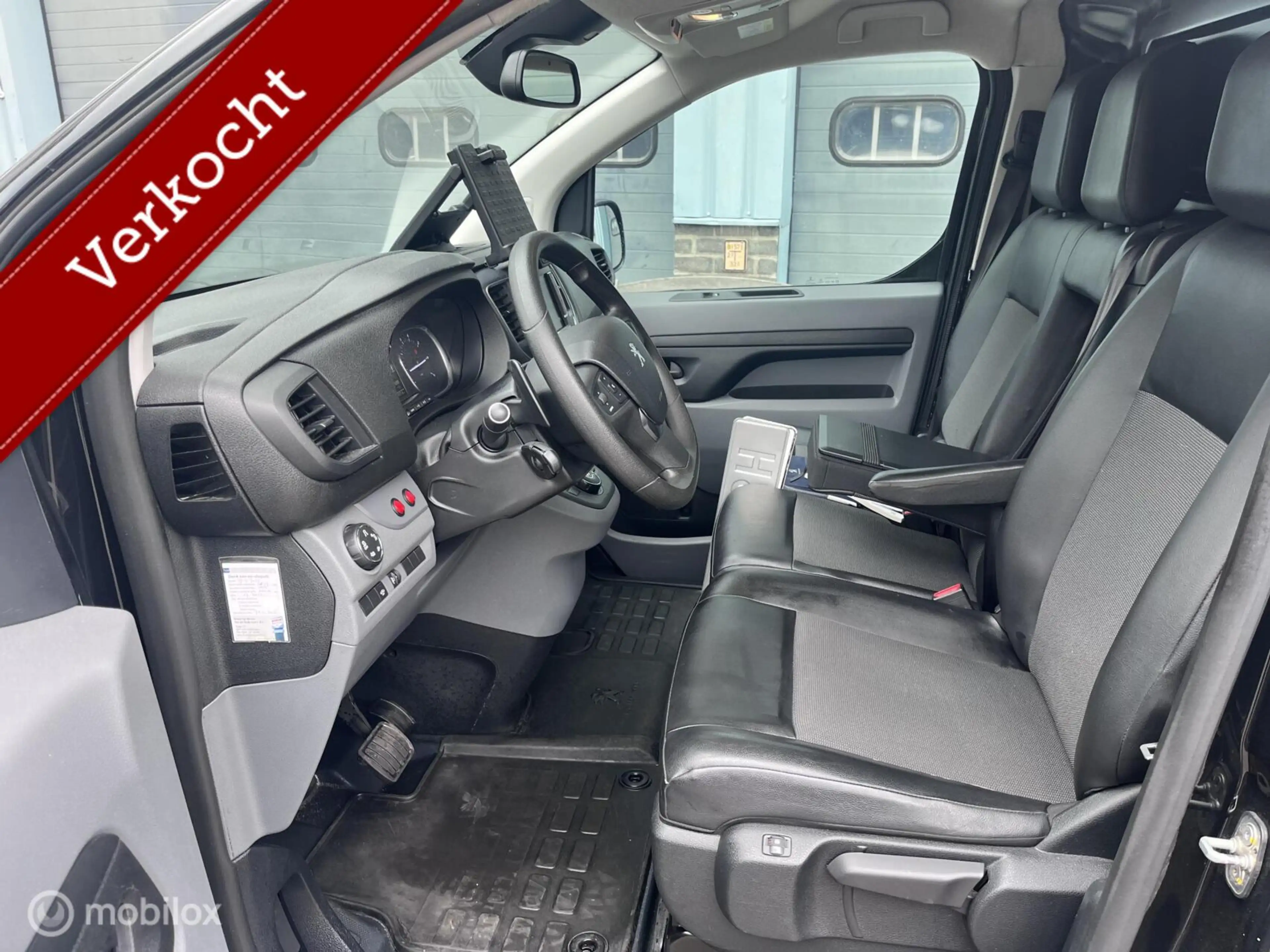 Peugeot Expert AUTOMAAT 227S 2.0 BlueHDI 180 Premium Pack — photo 10