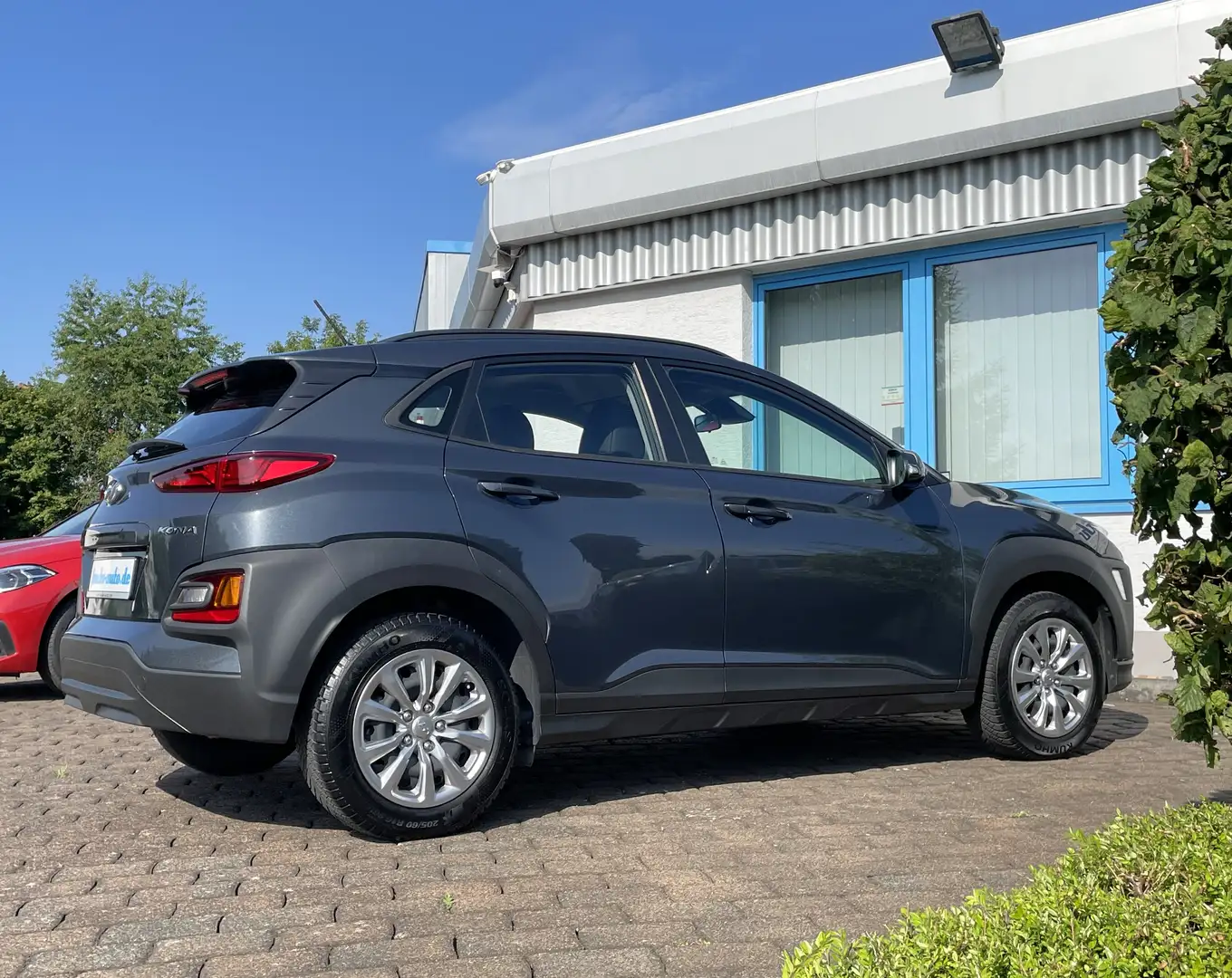 Hyundai KONA 1.0 T-GDI Select 2WD Grau - 2