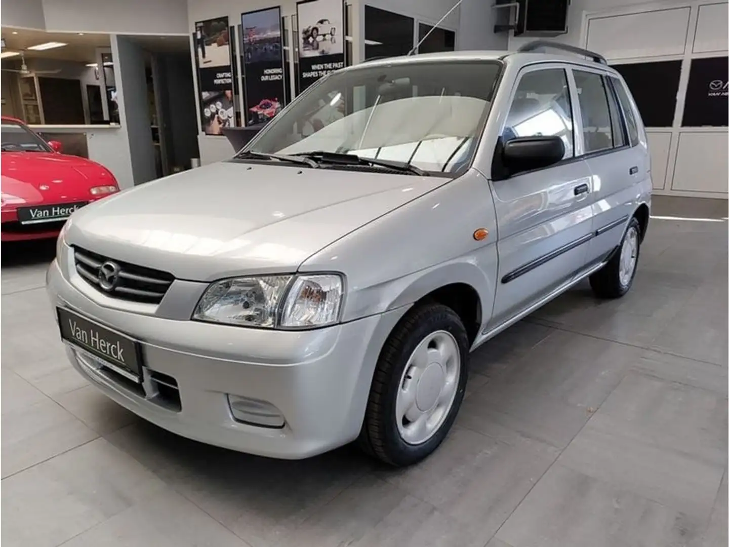 Mazda Demio 1.5i TSI / AIRCO Zilver - 1