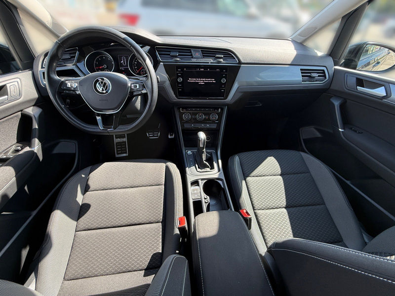 Volkswagen Touran Active 1.5 TSI DSG AHK-Schwenkbar ACC PDC — photo 8