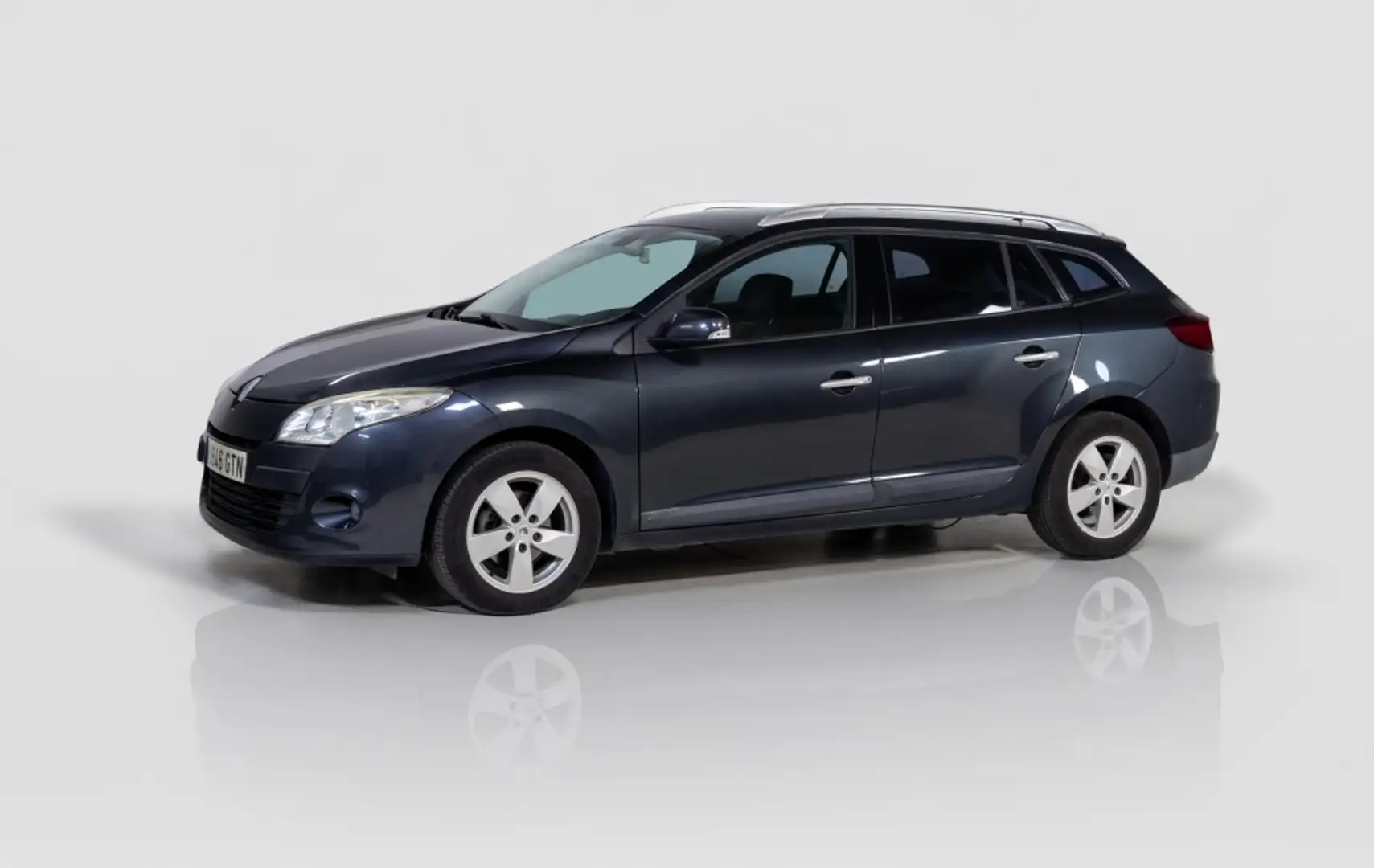 Renault Megane Sport Tourer 1.6 Expression Gris - 1