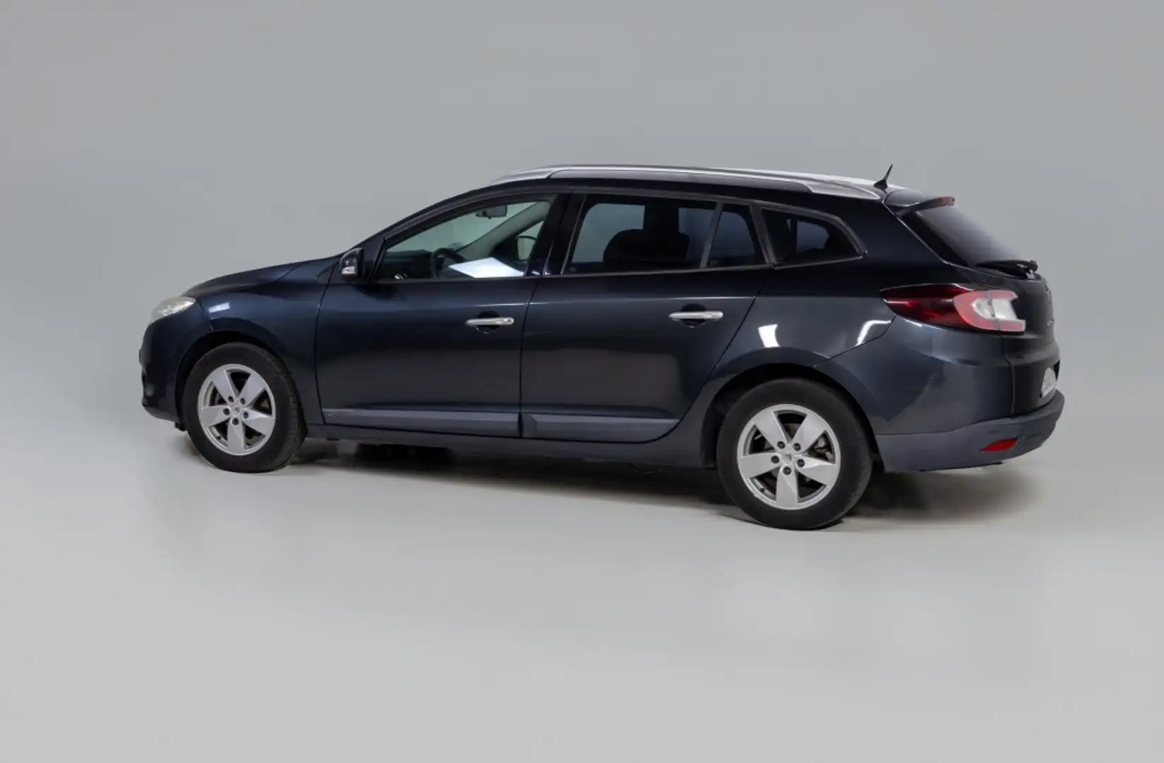 Renault Megane Sport Tourer 1.6 Expression Gris - 2