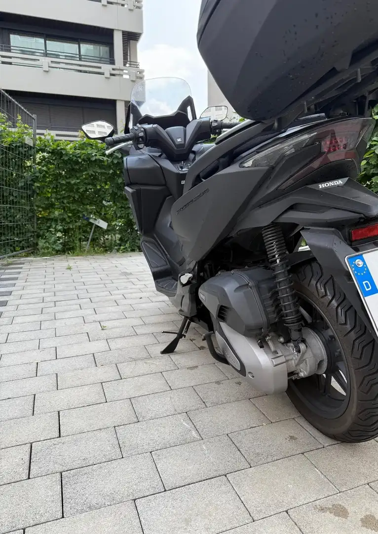 Honda Forza 125 Чёрный - 2