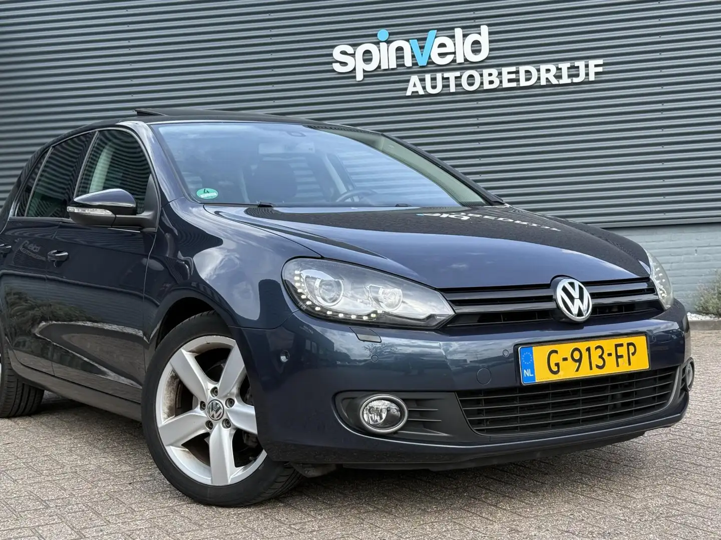 Volkswagen Golf 1.4 TSI Highline BJ`12 Schuifdak Stoelverwarming Bleu - 2