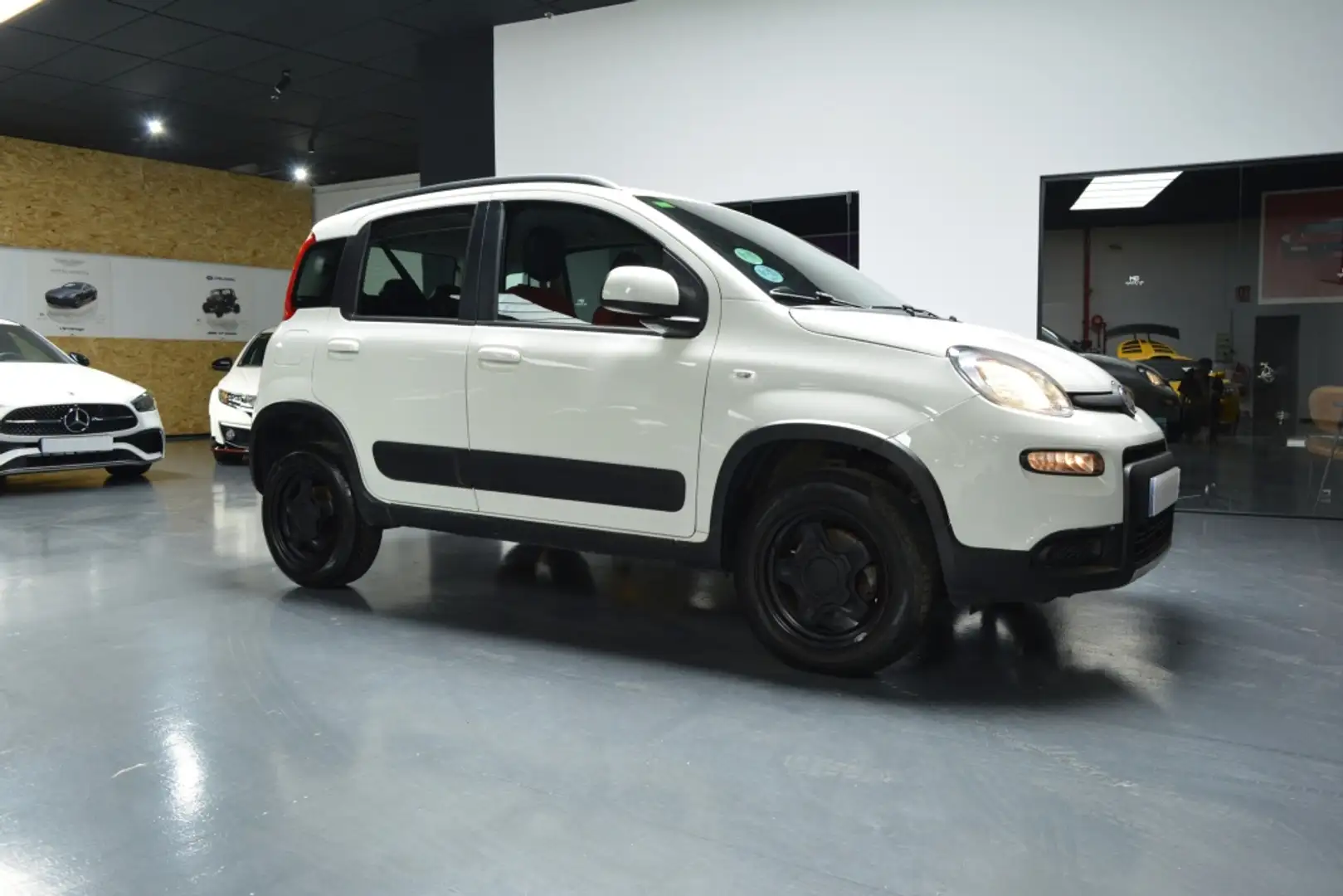 Fiat Panda 0.9 TwinAir 4x4 Wit - 2
