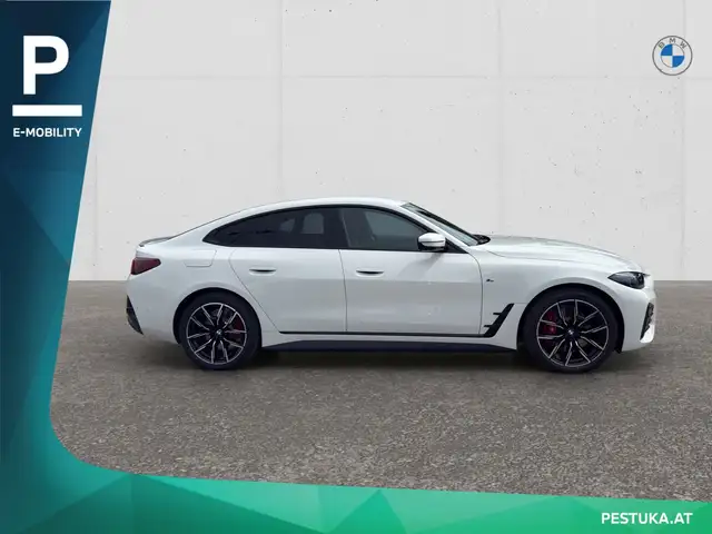 BMW I4 view 3