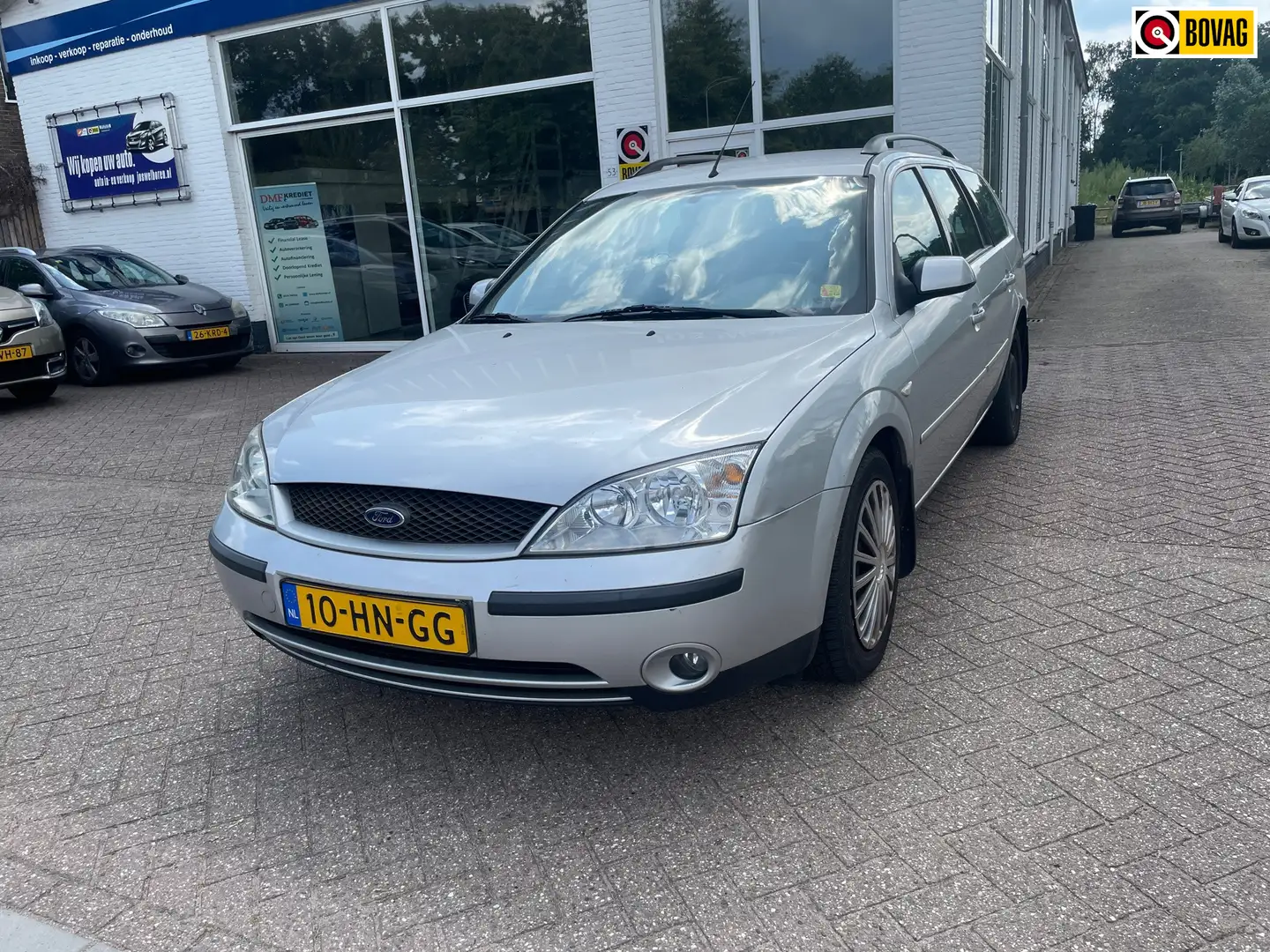 Ford Mondeo Wagon 1.8-16V First Edition Gri - 1