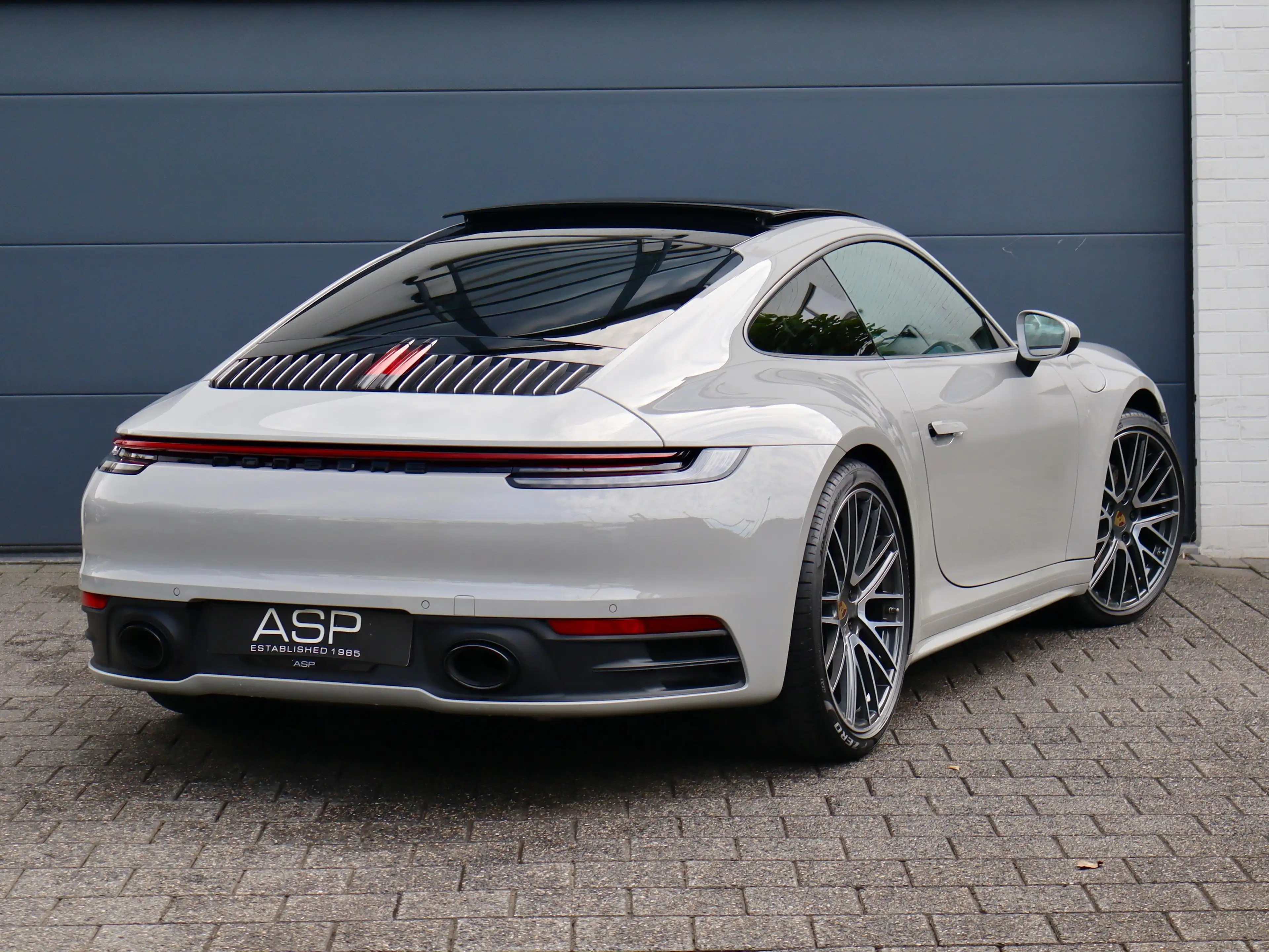 Porsche 992 911 Carrera 4 3.0 Turbo Coupé PDK | Panodak | Bose | Sportuitlaat | — photo 2