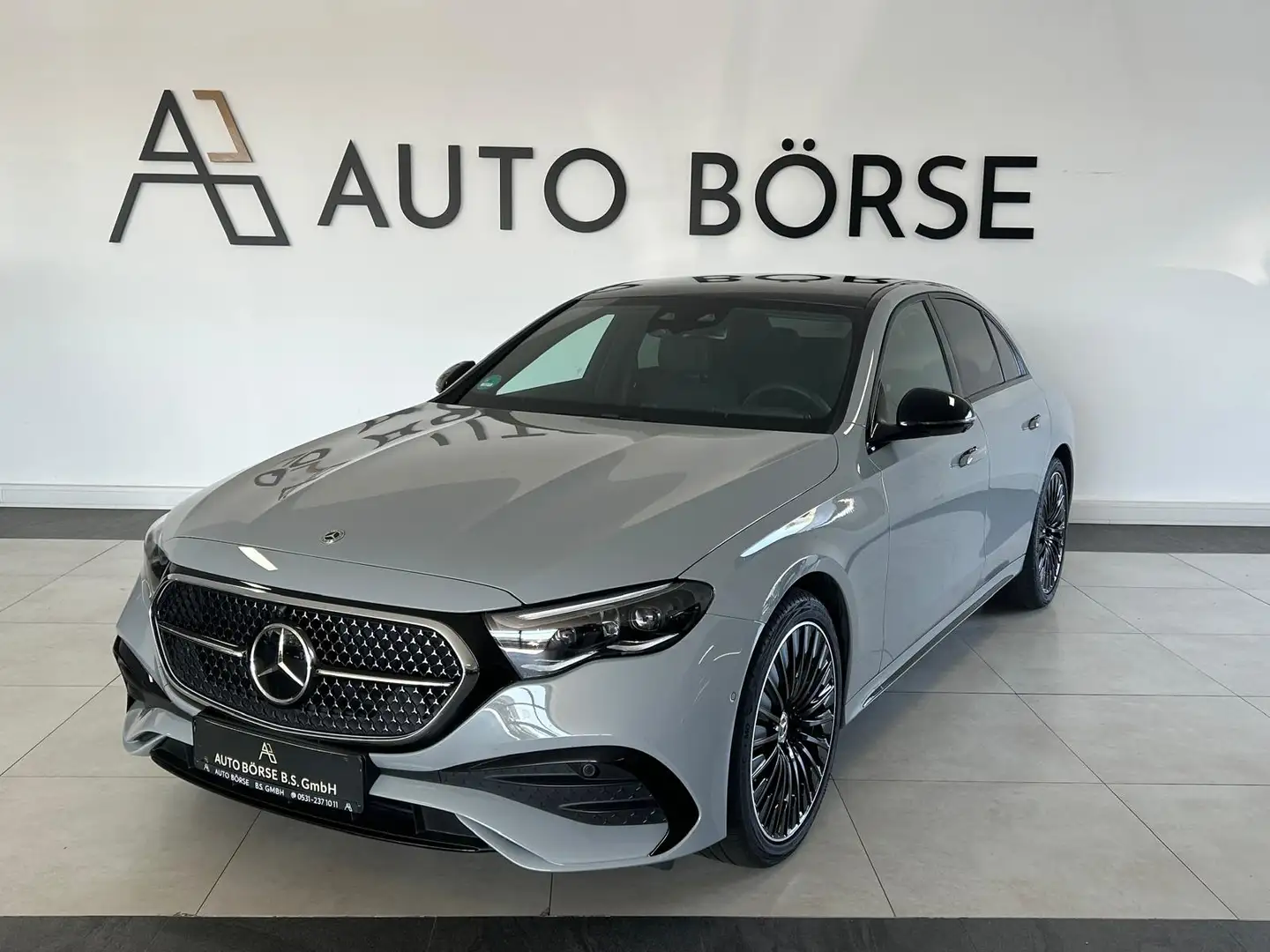 Mercedes-Benz E 450 d AMG LINE*NIGHT*PANO*HUD*STH*AIRMATIC*LED Gris - 1