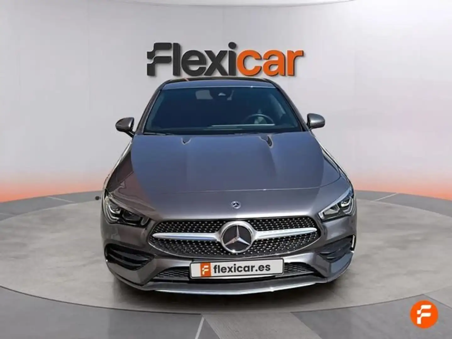 Mercedes-Benz CLA 200 Gris - 2