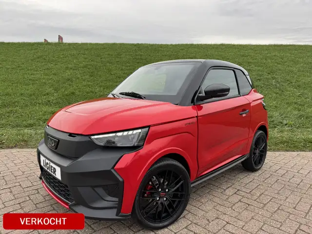 Ligier JS 50 Brommobiel C Sport Ultimate !!! Verkocht !!! Airco