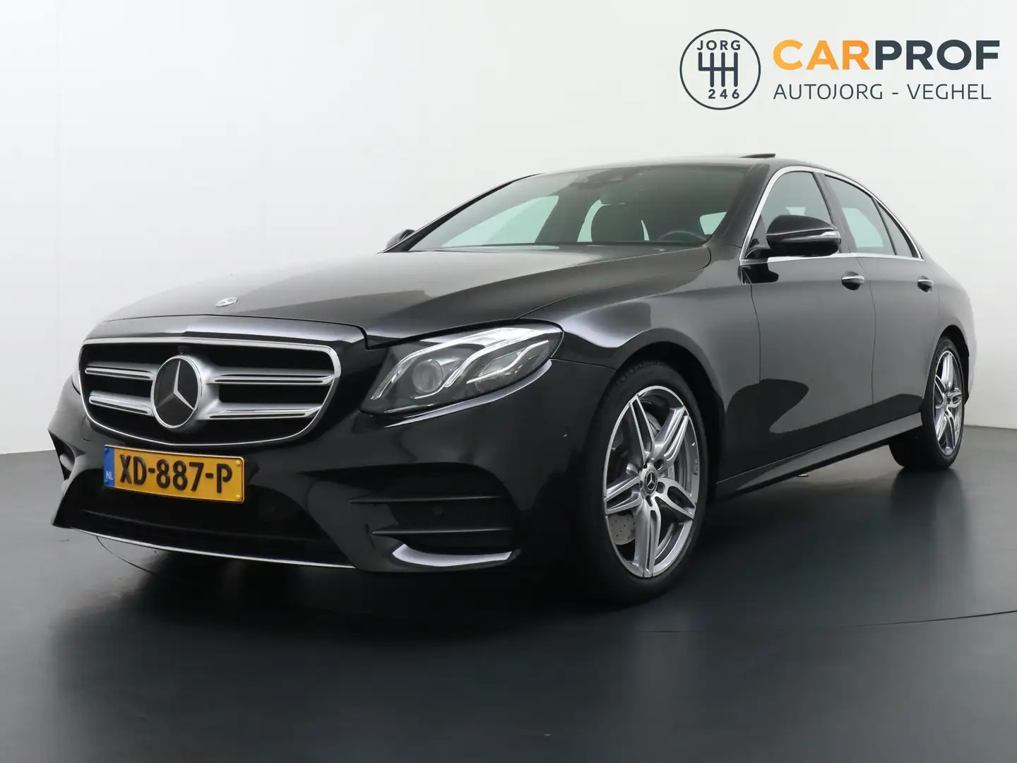 Mercedes-Benz E 400 4Matic Premium Plus AMG Styling Schuifdak Widescre Zwart - 1