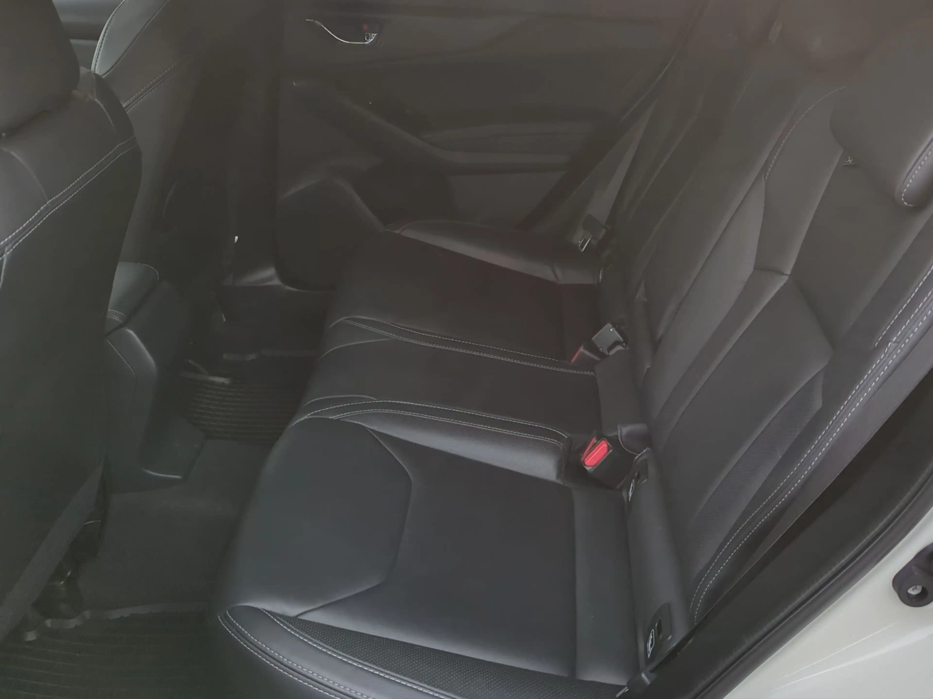 Subaru Impreza 1,6 Exclusive Kamera SiHz CVT — photo 3