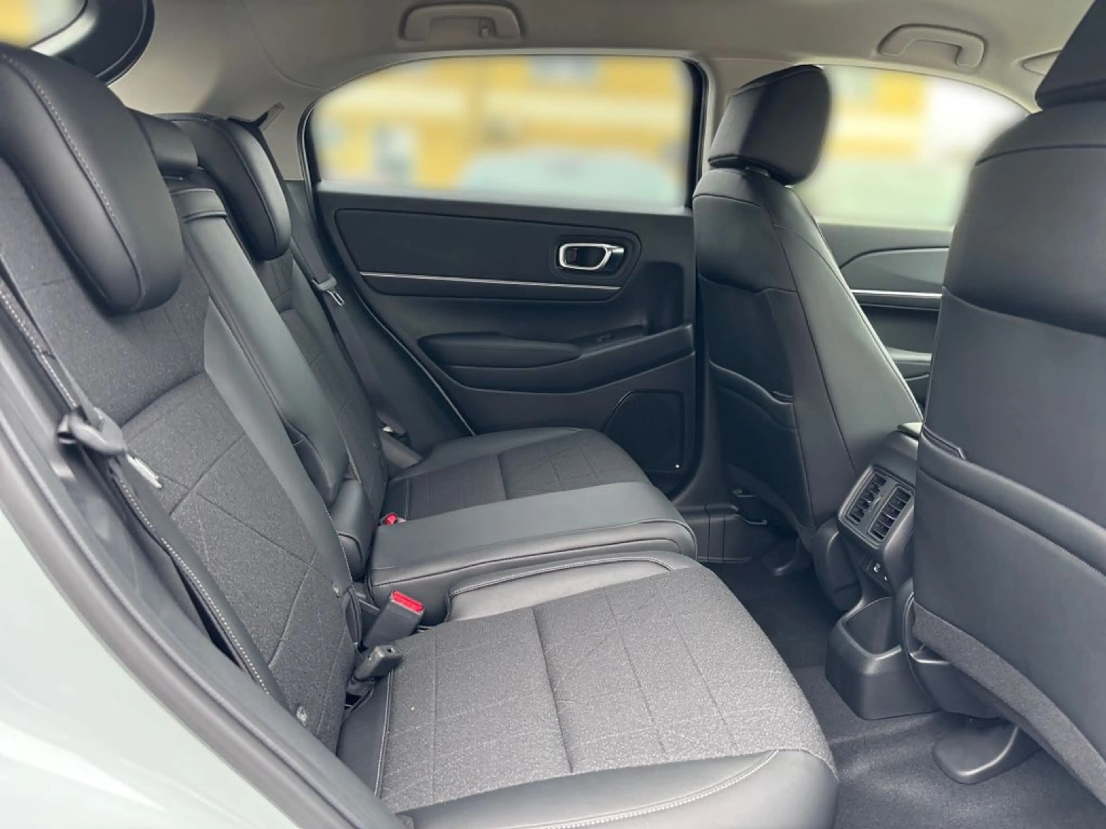 Honda HR-V e:HEV 1.5 i-MMD Hybrid Advance (RV/RV) — photo 13