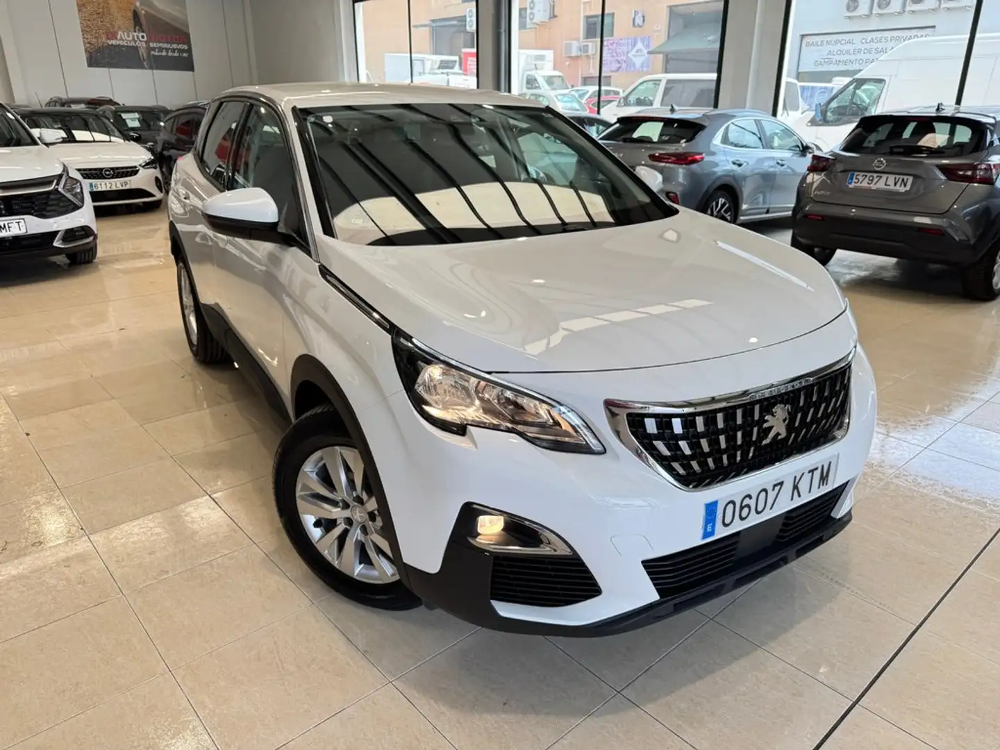 Peugeot 3008 1.5 BlueHDi 96kW (130CV) S&S Active Blanco - 2