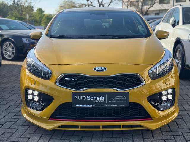 Kia Ceed / cee'd Ceed GT-Track*1.Hand*Kamera*19Zoll*RECARO*SHZ*