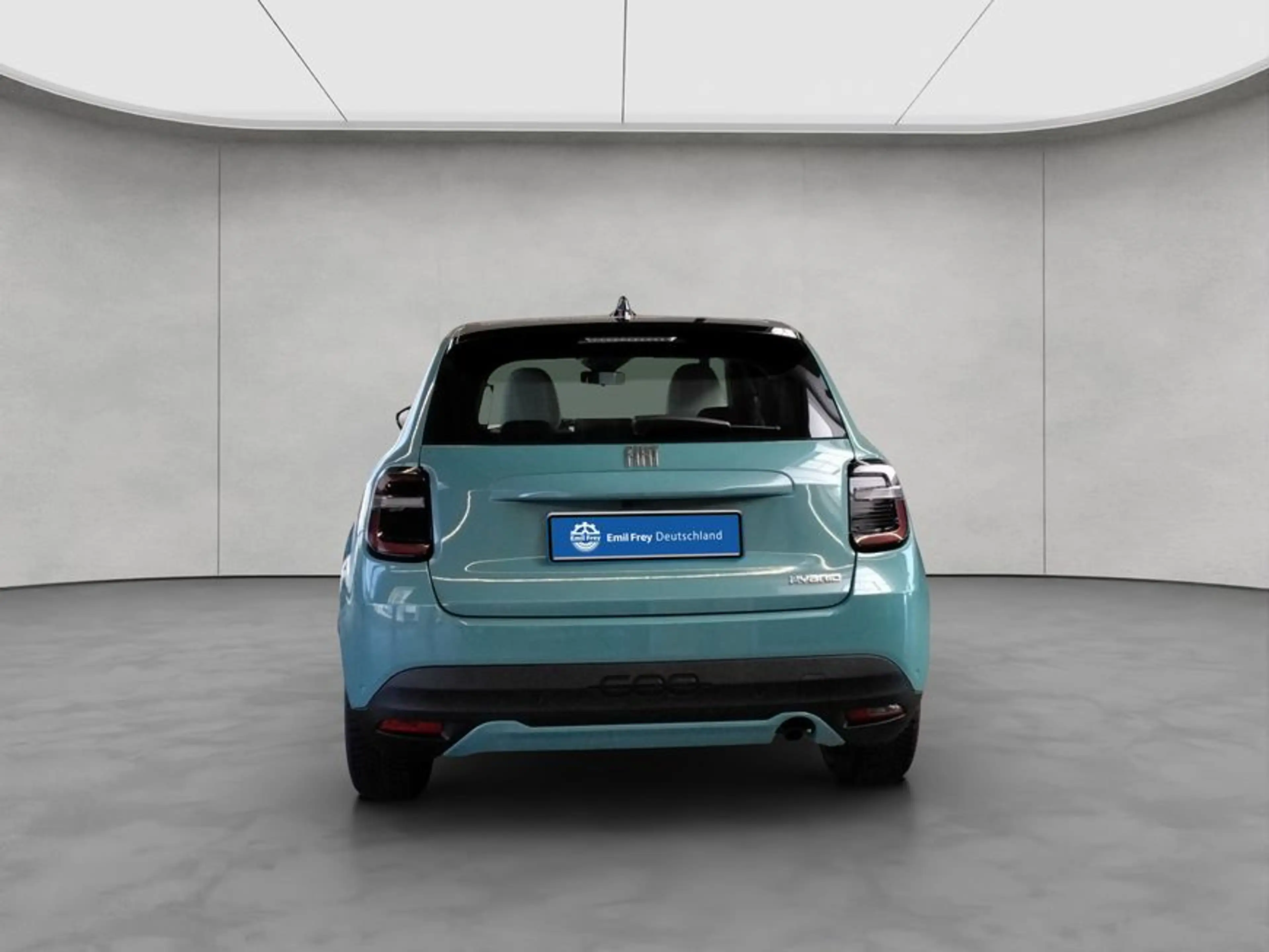 Fiat 600 HYBRID BUSINESS EDITION — photo 4