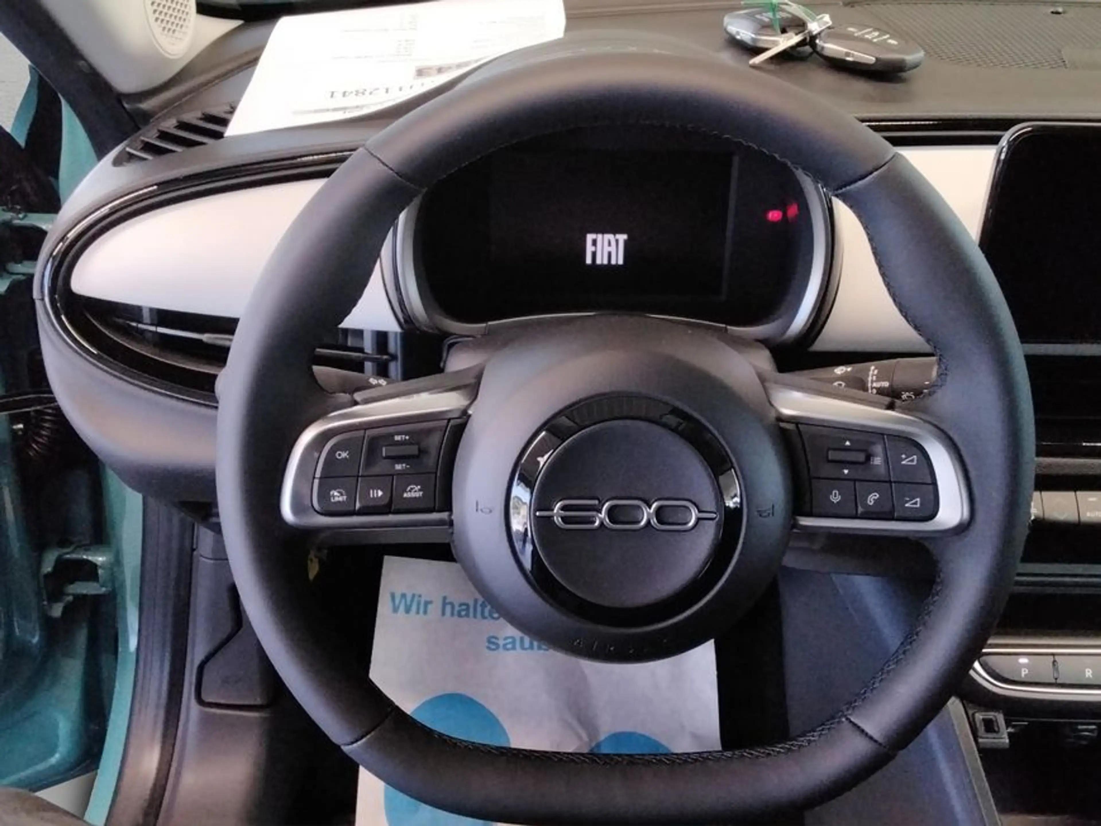 Fiat 600 HYBRID BUSINESS EDITION — photo 11