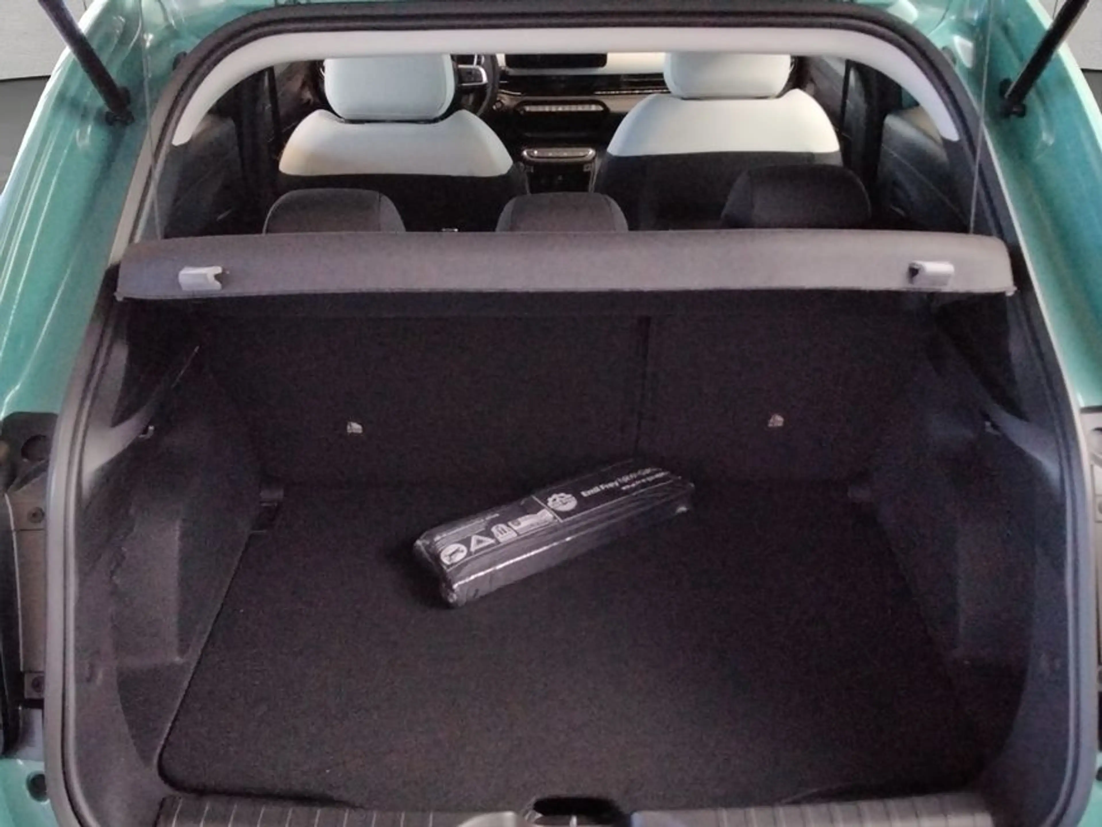 Fiat 600 HYBRID BUSINESS EDITION — photo 5