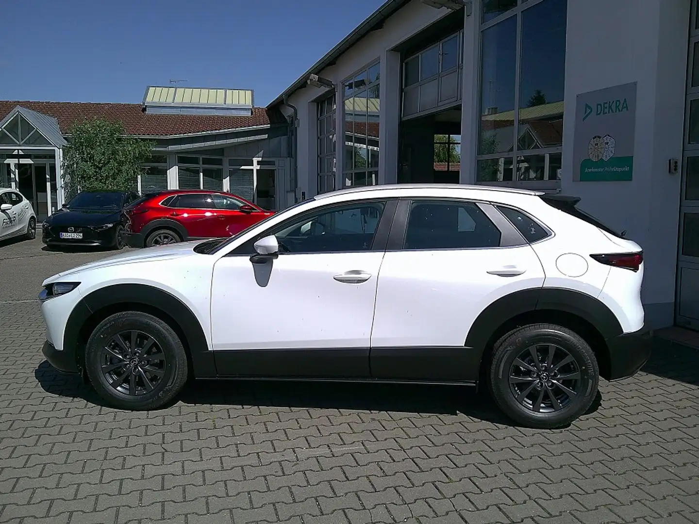 Mazda CX-30 e-SKYACTIV 140 Prime-Line NAVI/KAMERA/HUD Weiß - 2
