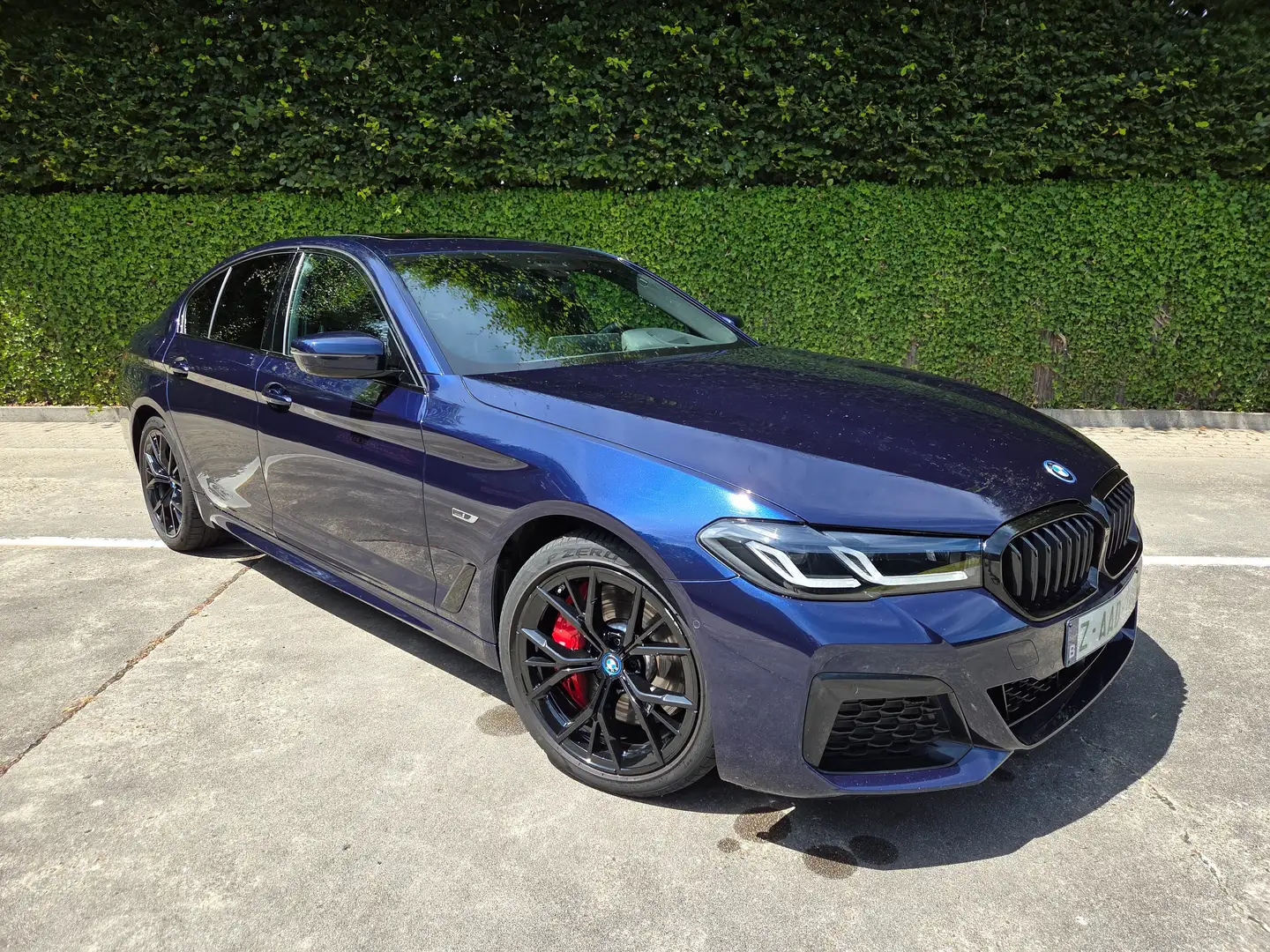 BMW 545 xDrive M-Sport / Panodak / Vol Opties / BTW Blauw - 1