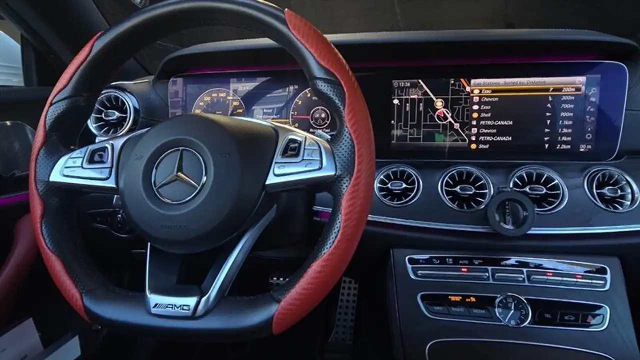Mercedes-Benz E-Class photo Mercedes-Benz E-Class