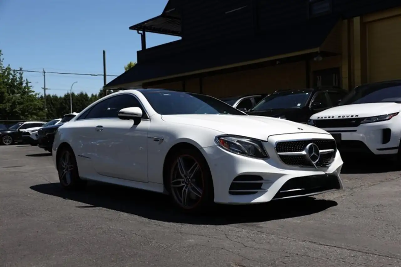 Mercedes-Benz E-Class photo Mercedes-Benz E-Class