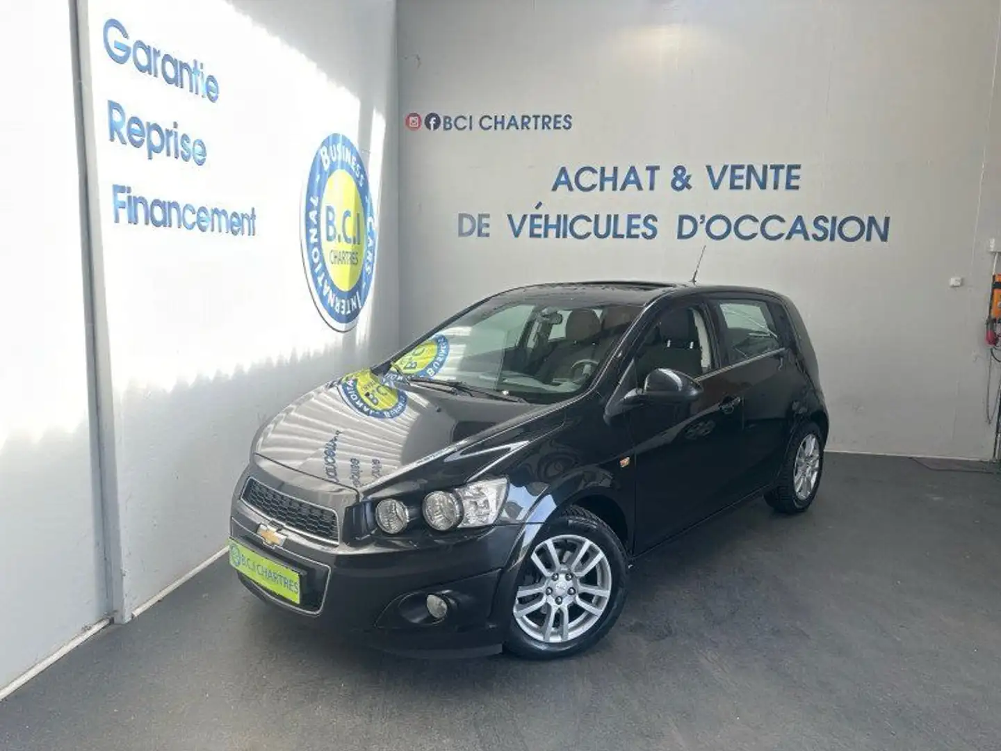 Chevrolet Aveo 1.4 16V LTZ 5P Noir - 1