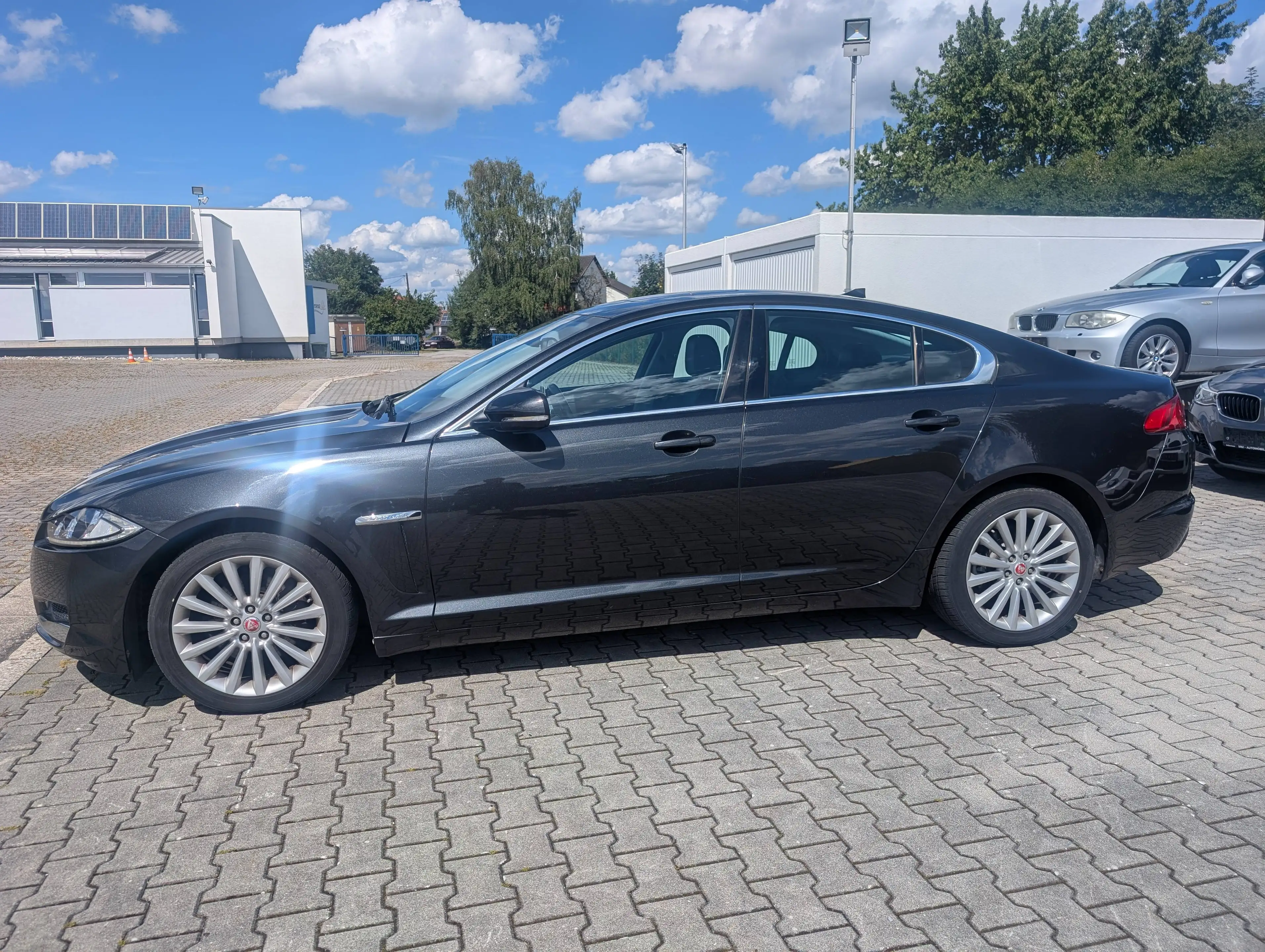 Jaguar XF 3.0 V6 Diesel — photo 3