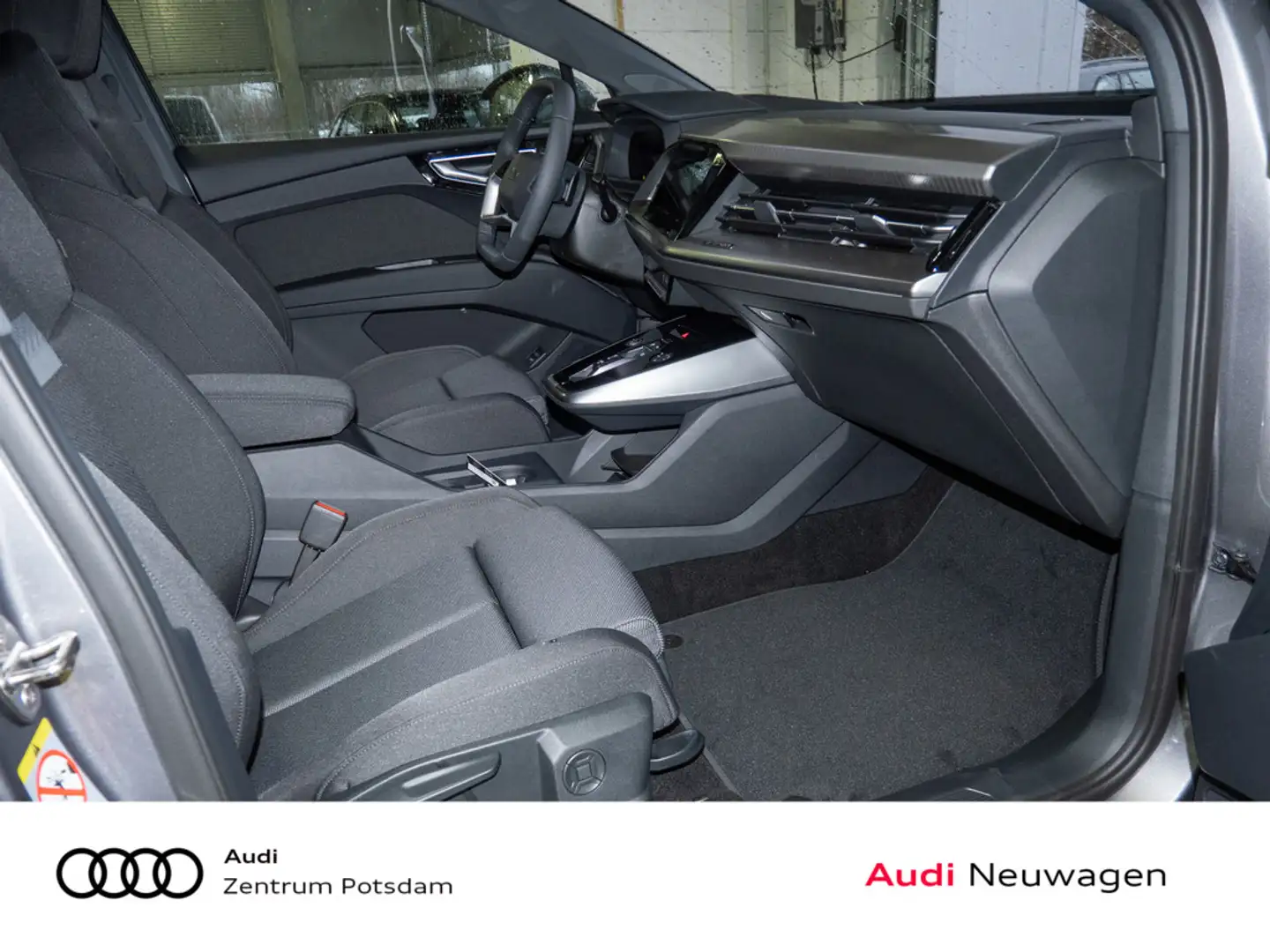 Audi Q4 e-tron Grigio - 2