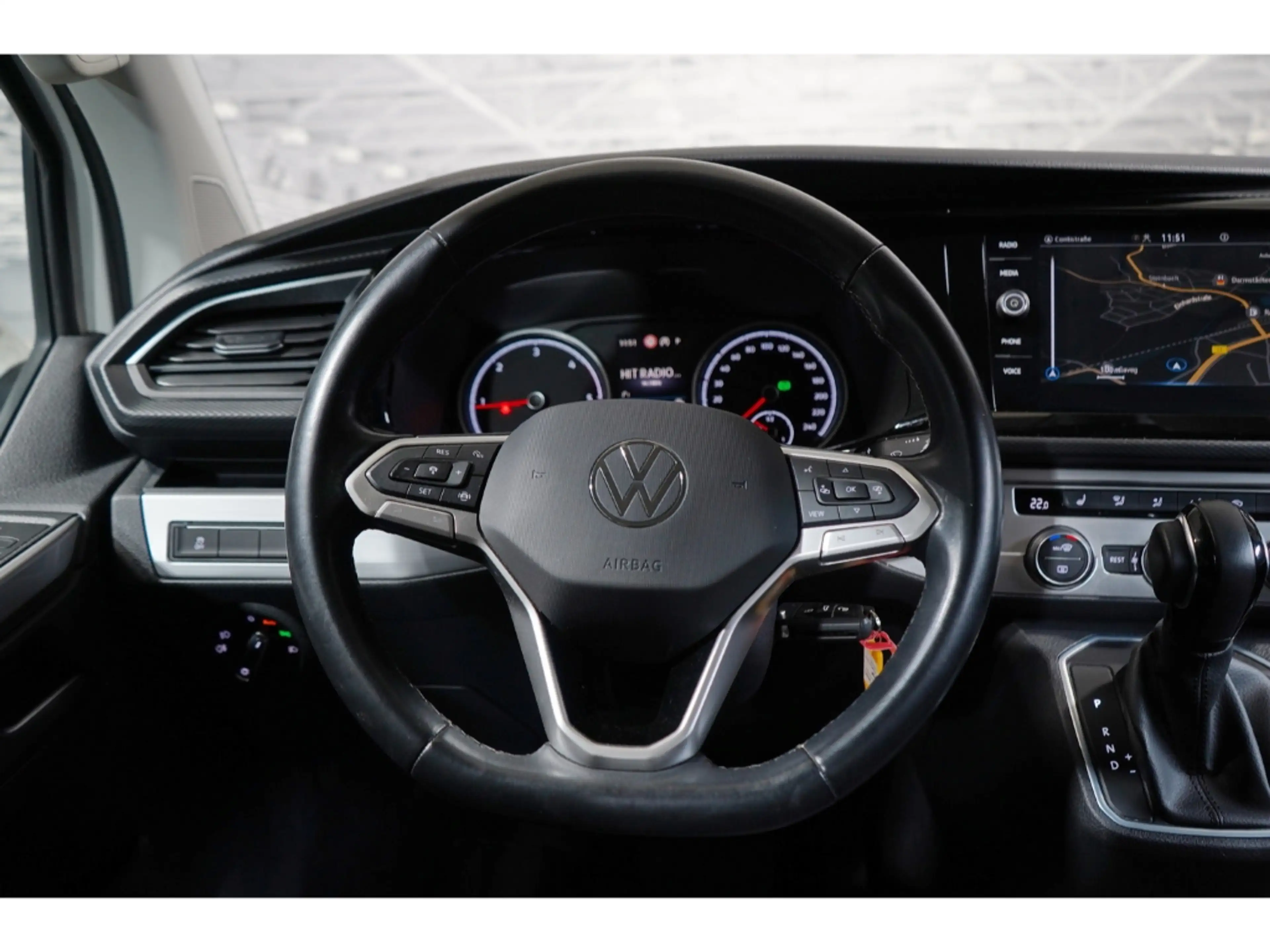 Volkswagen T6.1 Multivan 2.0 TDI 4MOTION Comfortline AHK Kame — photo 8