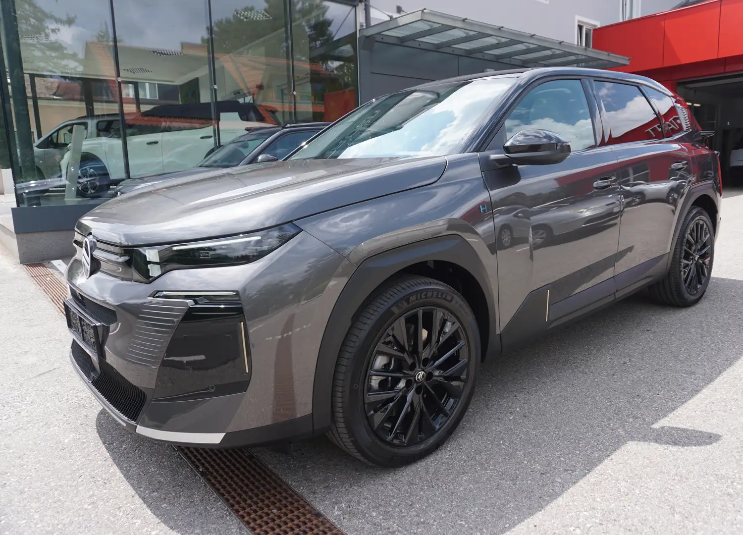 Citroen C5 Aircross Plug-in HYB 225 MAX Grau - 1