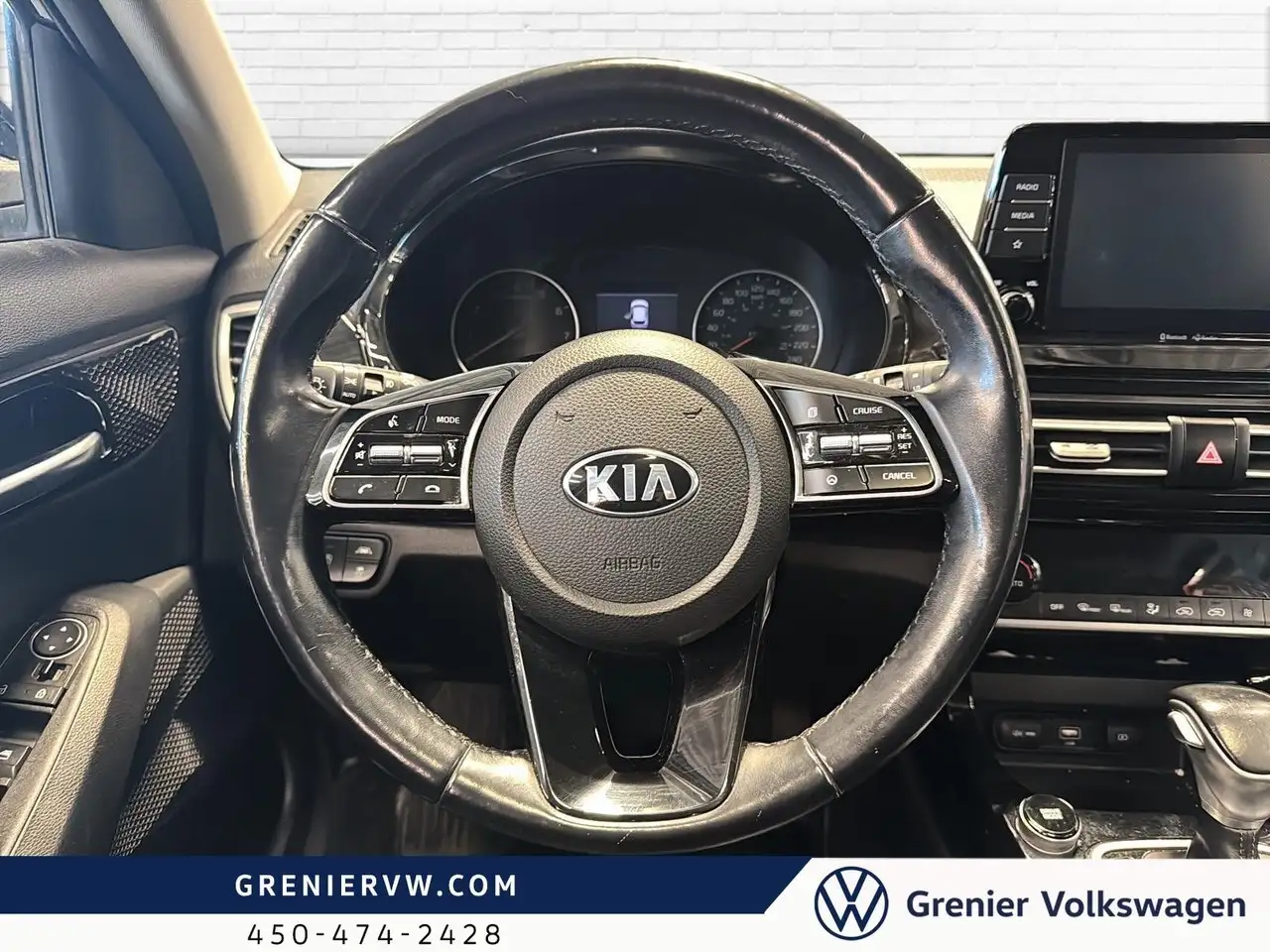 Kia Seltos снимка Kia Seltos