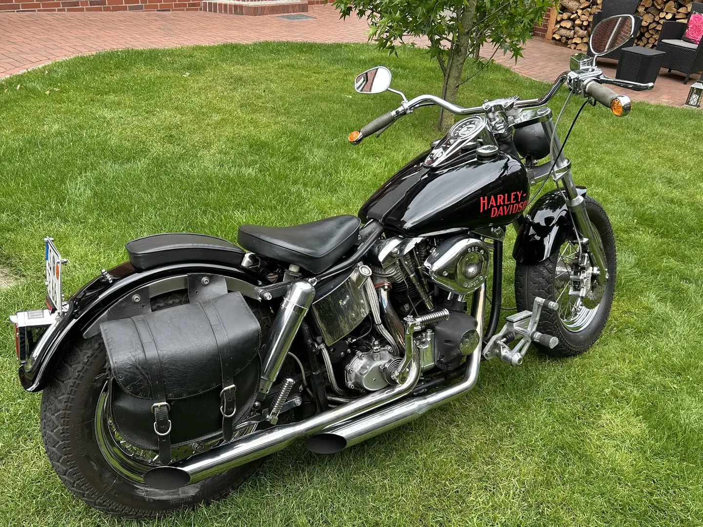 Harley-Davidson Super Glide FXE, Shovelhead, Bobber Noir - 1