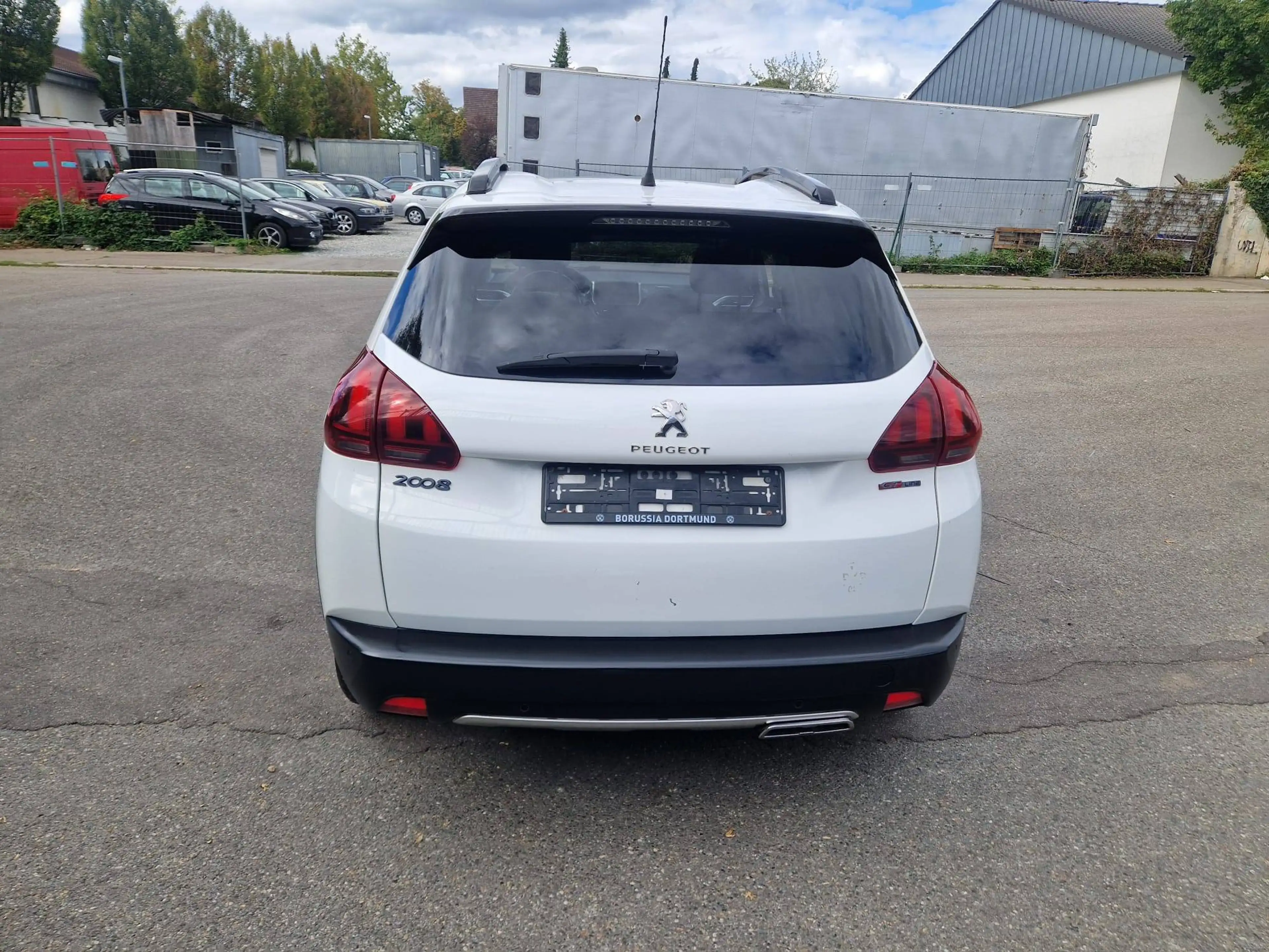 Peugeot 2008 Allure — photo 6