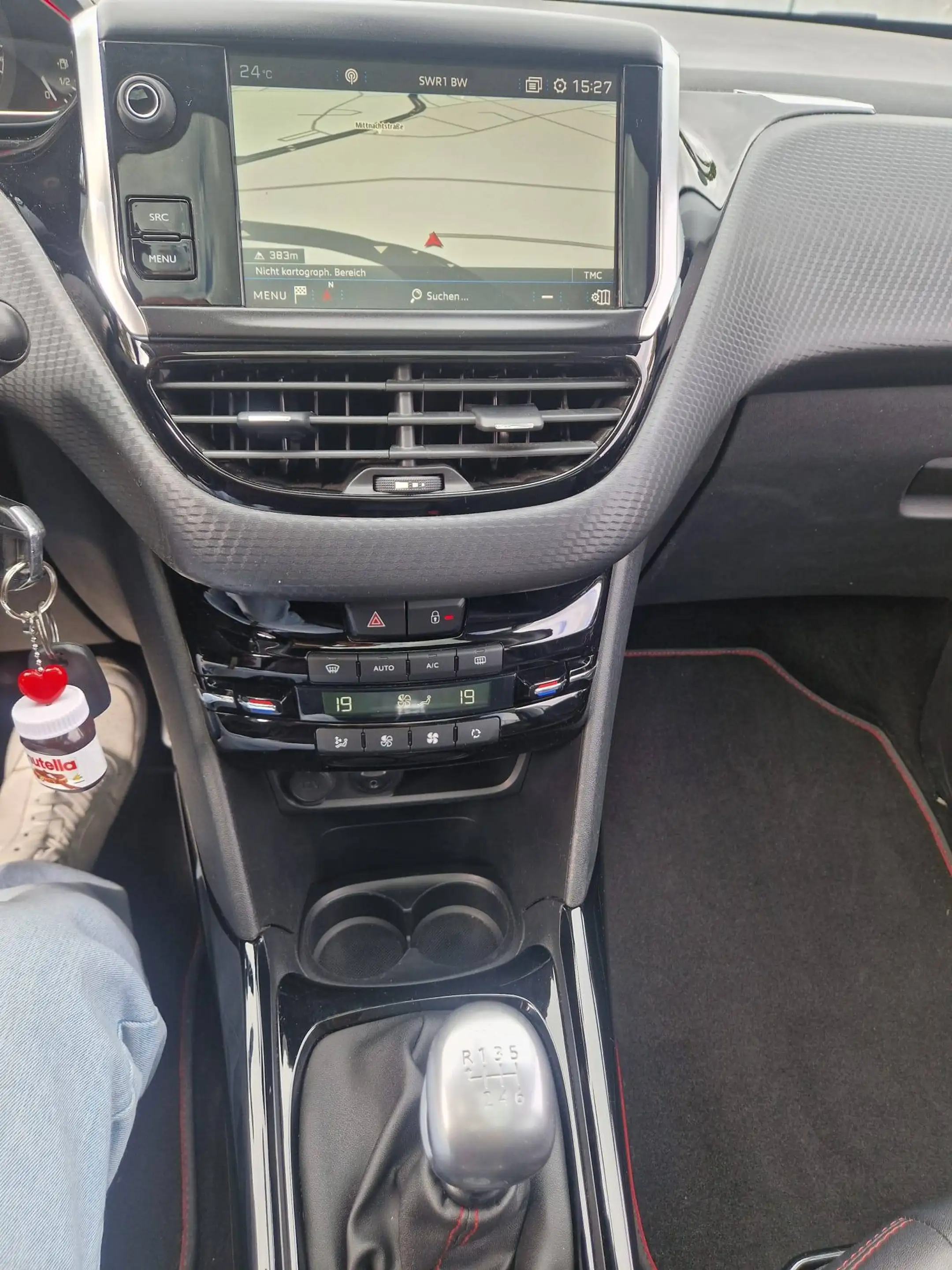 Peugeot 2008 Allure — photo 19