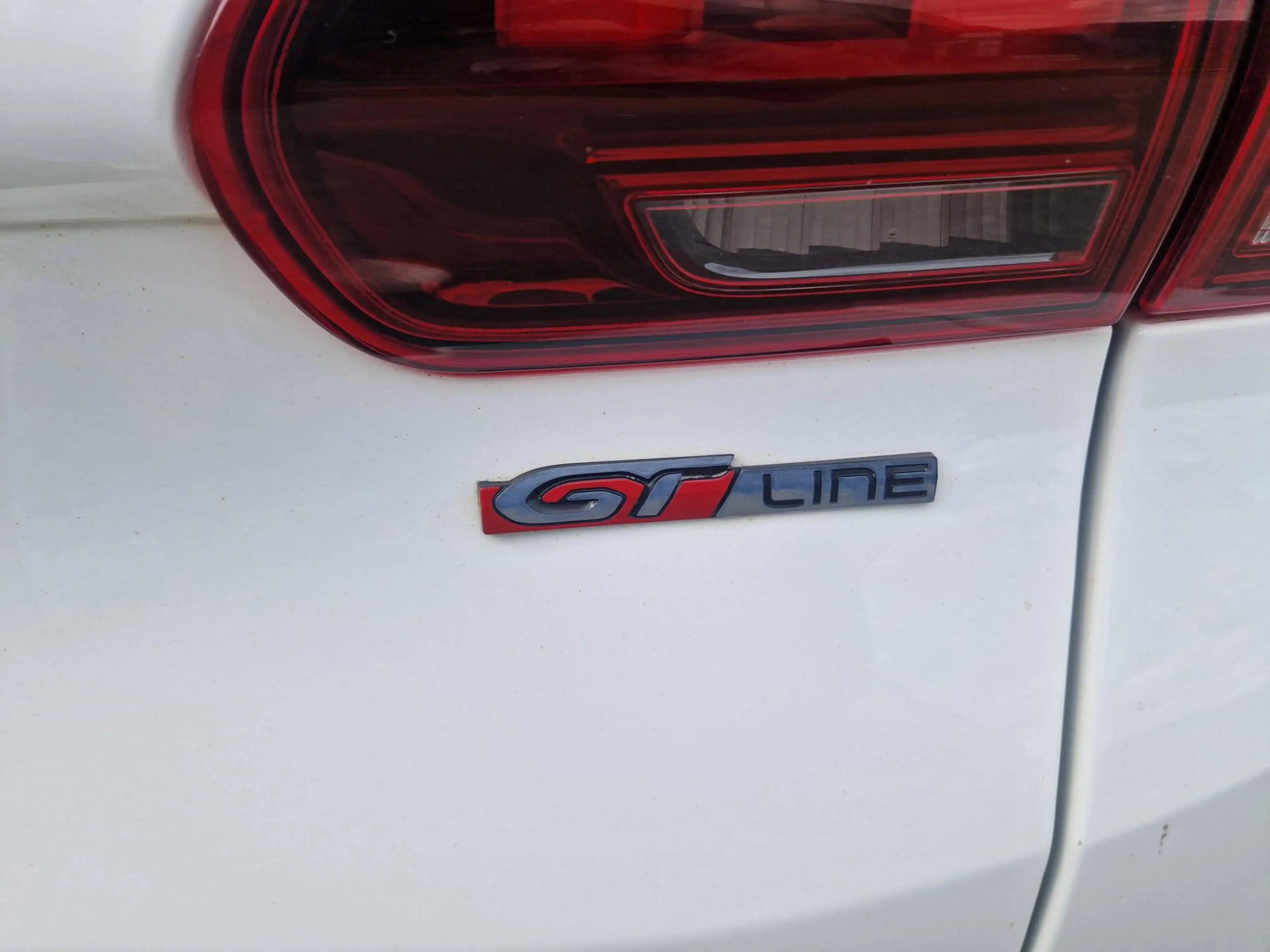 Peugeot 2008 Allure — photo 21