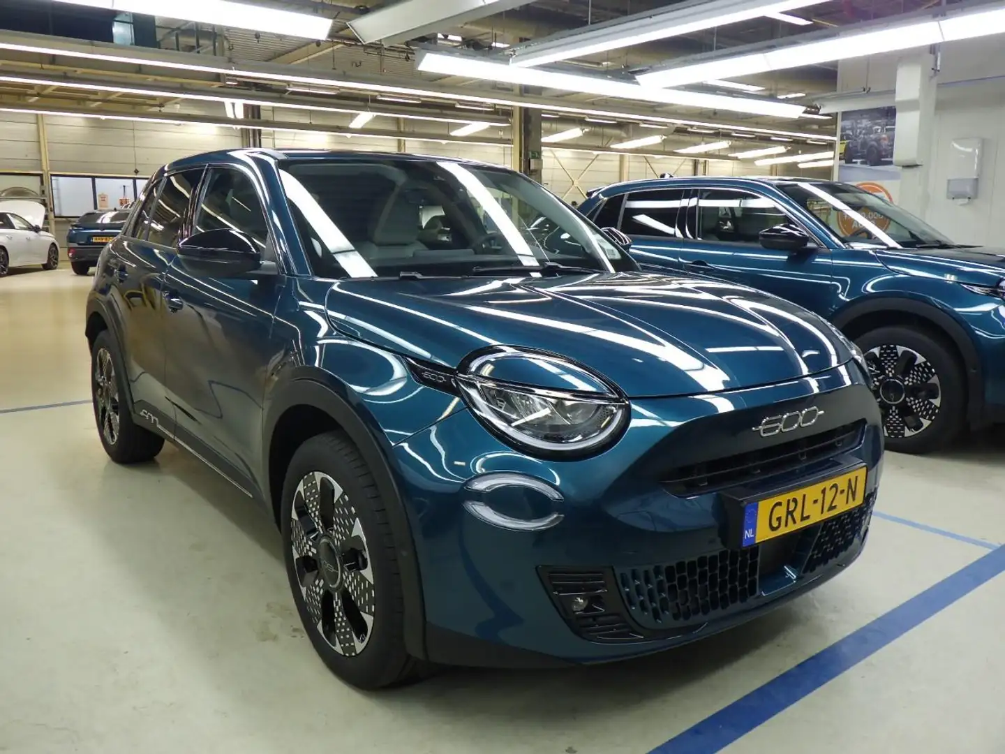 Fiat 600 1.2 Hybrid La Prima Automaat | Vol-Leder | Elektr. Blauw - 2