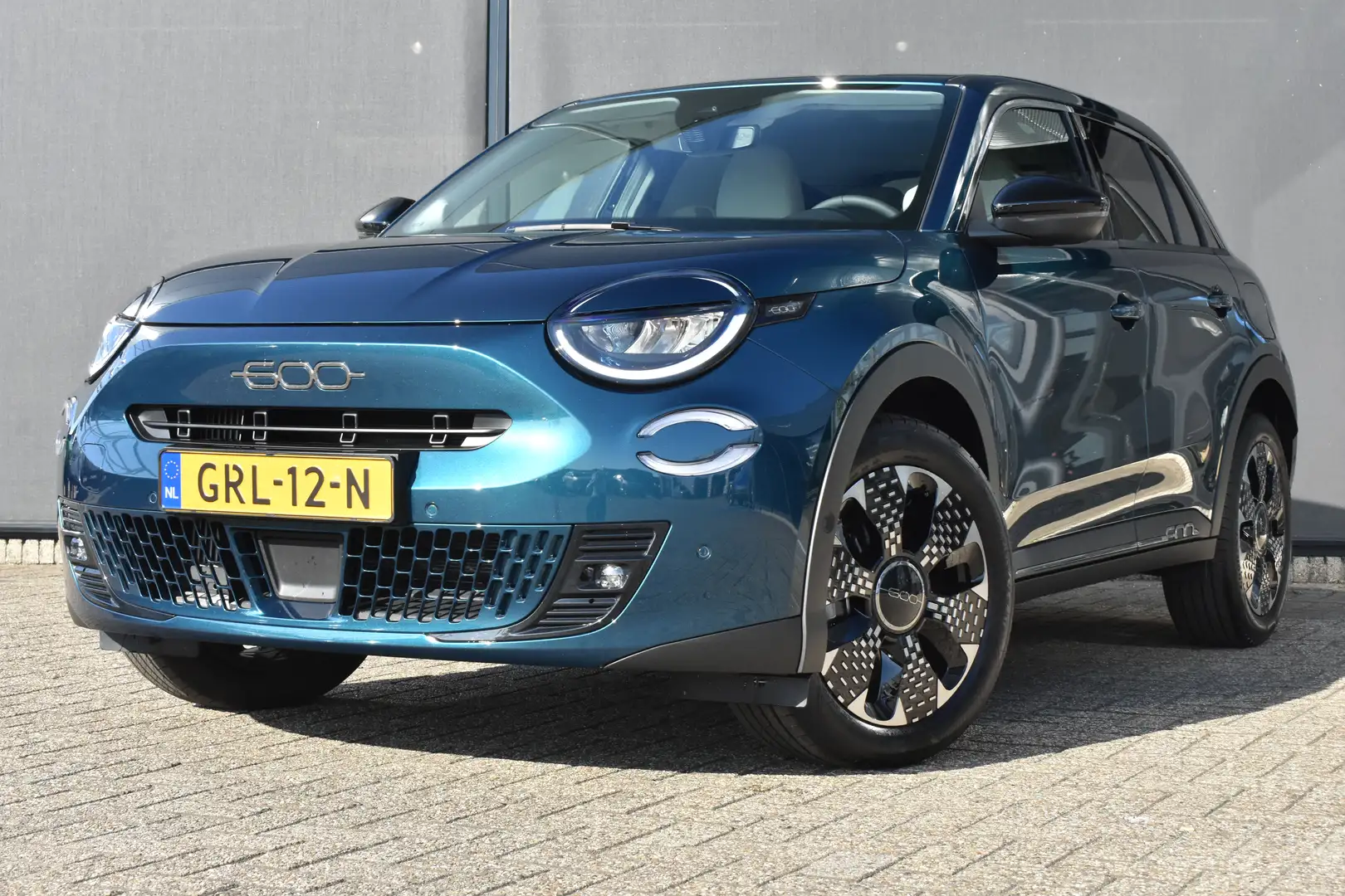Fiat 600 1.2 Hybrid La Prima Automaat | Vol-Leder | Elektr. Bleu - 1